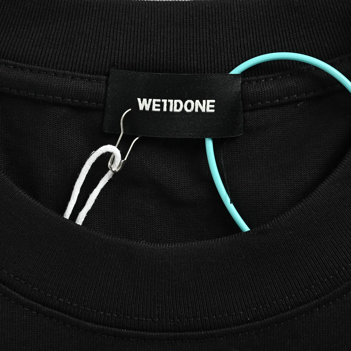 ： We 11 Done logo ： Black Size:S-L