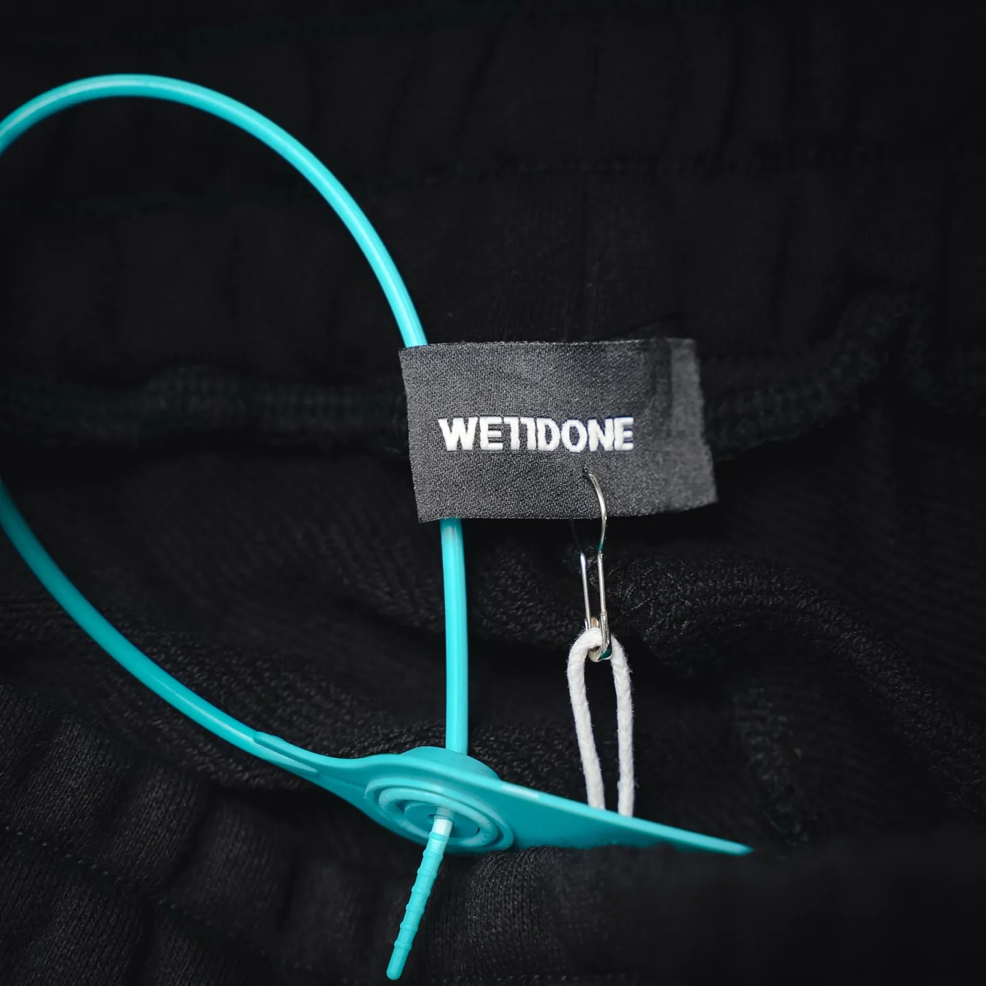 WE 11DONE logo 420 ：Black、Gray、 Sizes：S、M、L