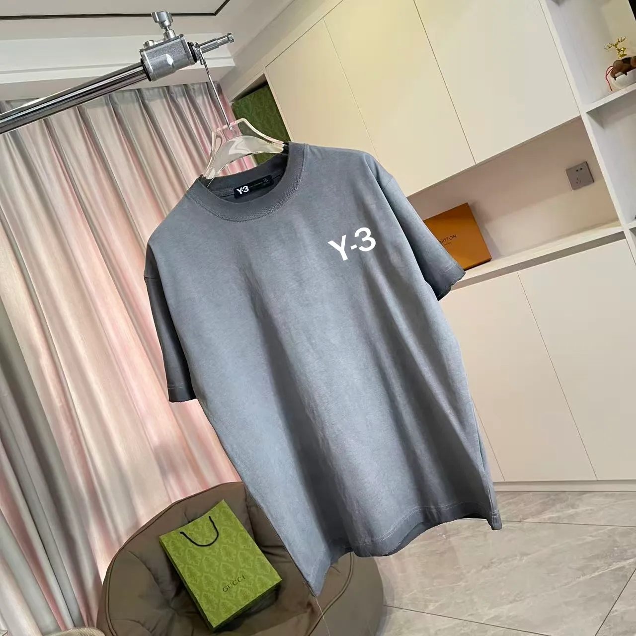 Y-3 2026 Summer New Arrival Washed, distressed, personalized letter logo print, short-sleeved T-shirt, customized fabric g Men and women Same Style Size: S M L XL XXL Five sizes Color: Black White Purple Gray