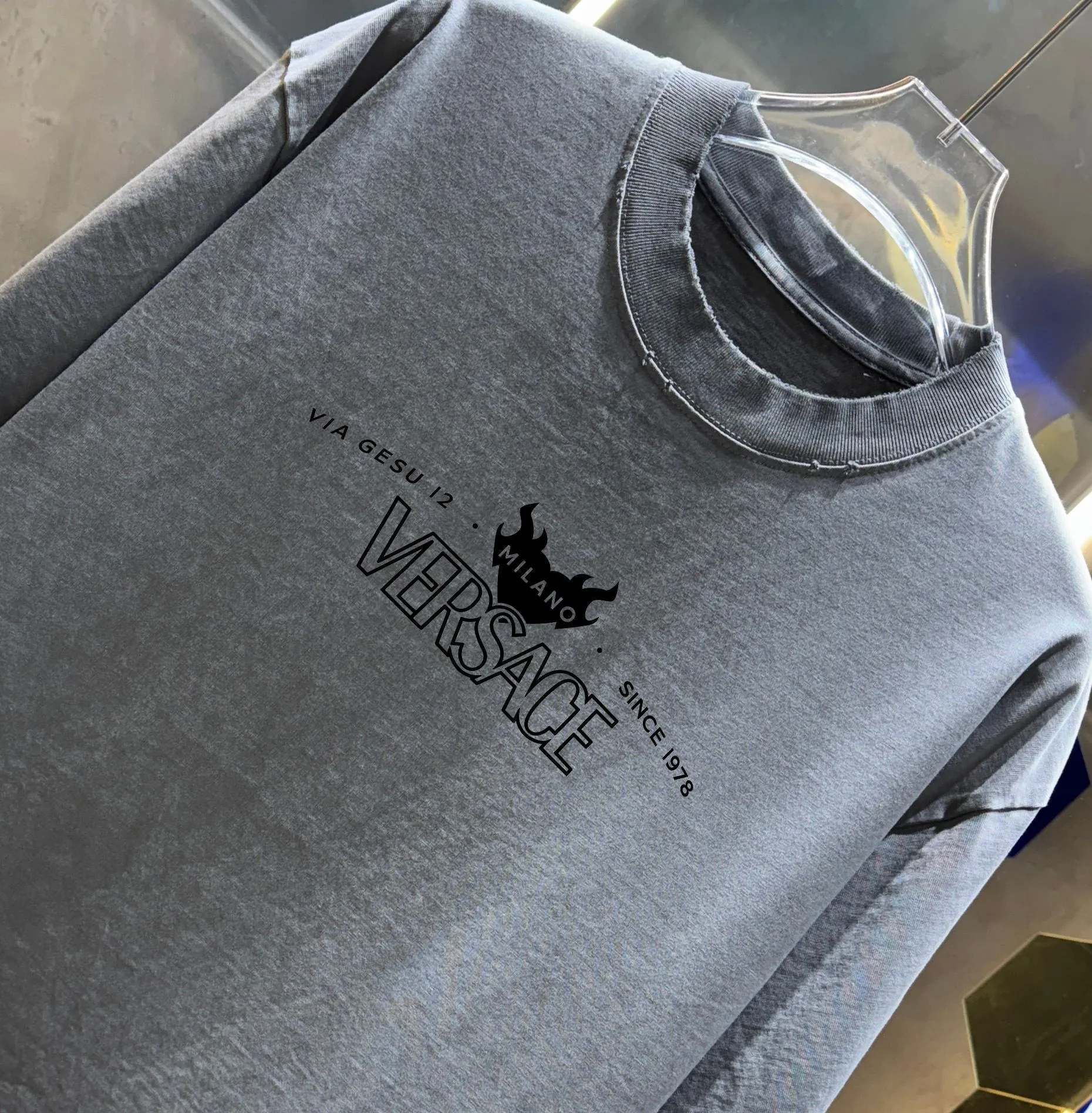 VERSACE*Versace*zhe 2026ss new summer release, heavyweight high-density fabric short-sleeved T-shirt, tag, collar label, wash mark, three labels complete Color: Washed Black, Washed White, Washed Gray Brown Sizes: S M L XL XX