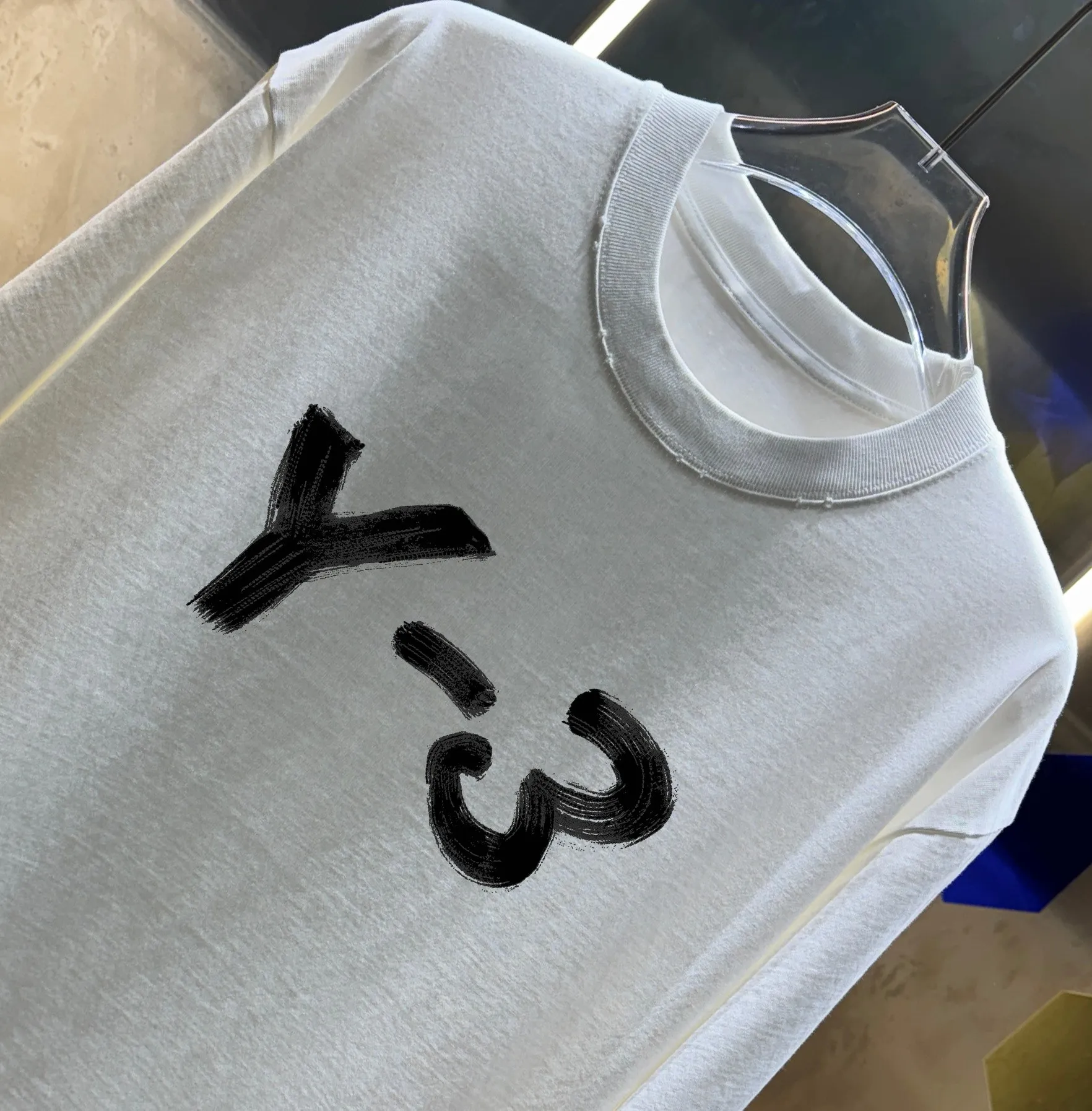 Y 3*Yamamoto*Yoji 2026 Spring and Summer New Arrival Simple signature letter printing technology Y-3 Washed and worn Round neck short-sleeved T-shirt Men and women Same Style Tag Collar label Washed mark Complete with three labels Color: Washed black Washed white Washed gray Brown Size: S M L XL XXL