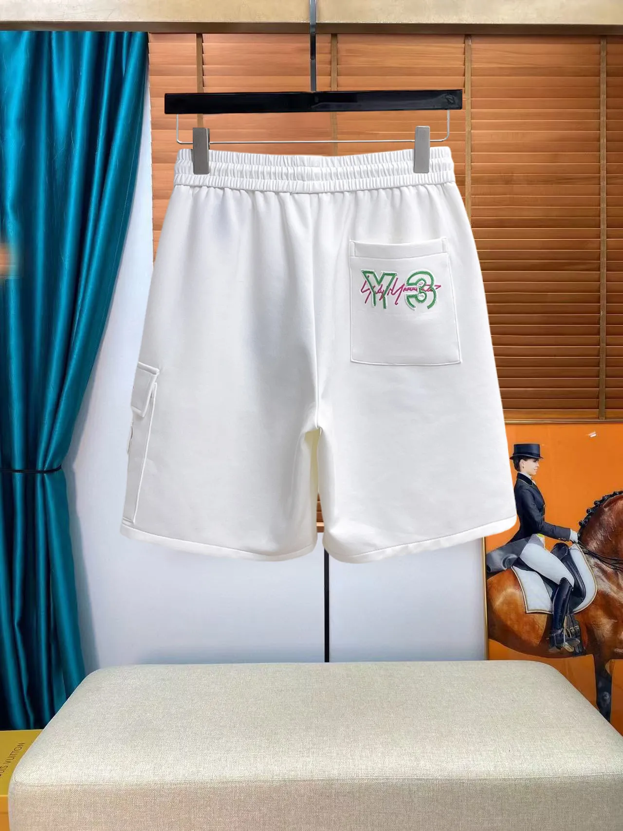 Y 3 Complete three standards 2026 summer New Arrival men's casual shorts, advanced custom-made Breathable fabric Breathable fabric with high elasticity and comfort, impeccable details, top-grade accessories, original logo design concept, delicate and soft feel! The upper body fit is awesome! Size: M-XXXL Please state your height and weight when ordering