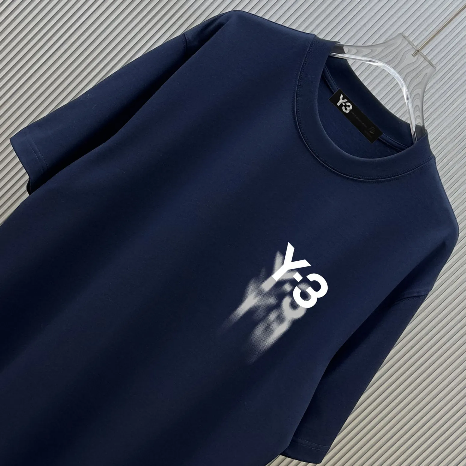 (Strictly control Quality) Style: Yamamoto-Yoji.Y-3 short-sleeved T-shirt Fabric: Double weight yarn 100% cotton Rib: Weight Sorona 1*1 trendy brand Process: Printing Color: White Night Blue Blue Cool Blue Floral Gray Black Size: M—4XL No gender distinction Men and women Same Style
