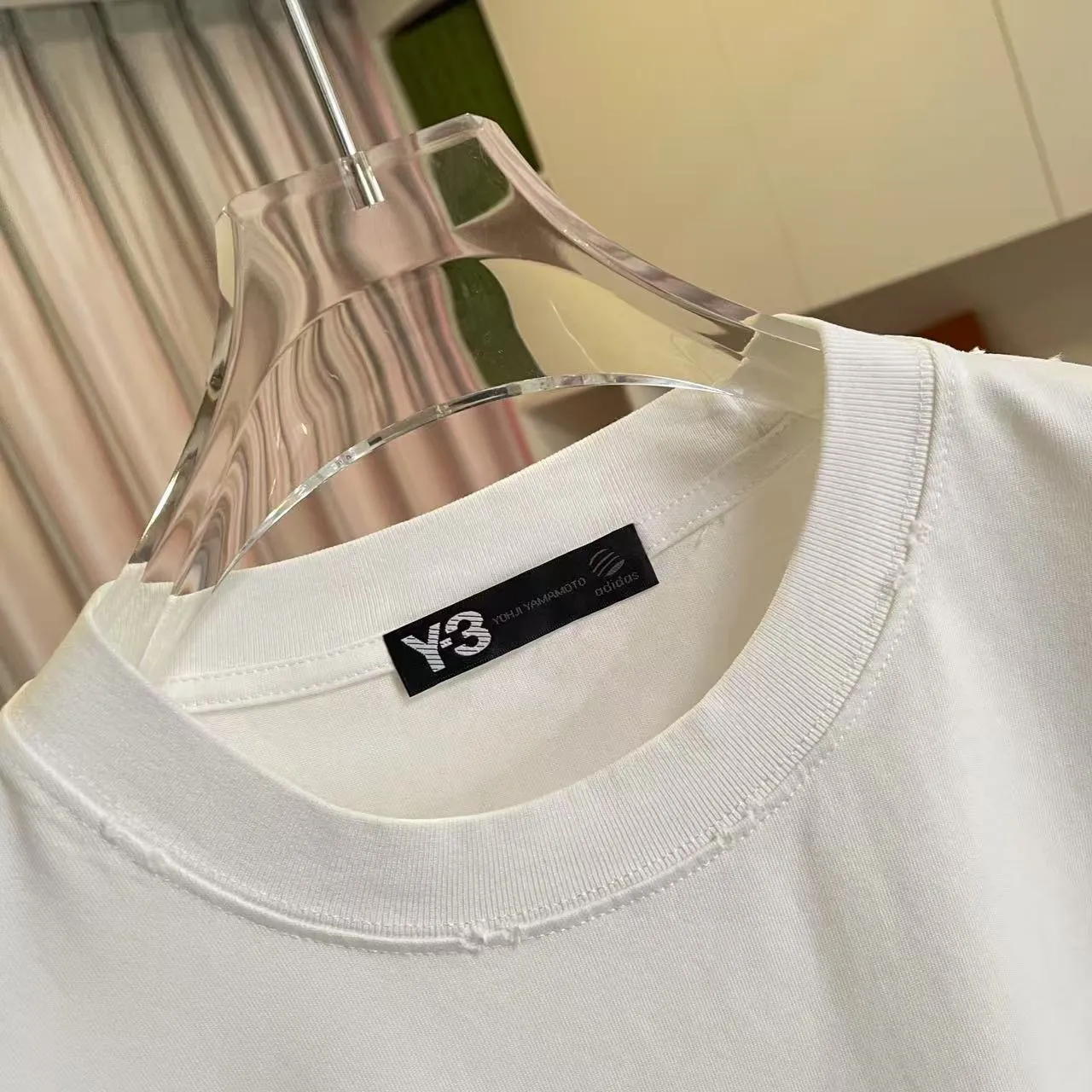 Y-3 2026 Summer New Arrival Washed, distressed, personalized letter logo print, short-sleeved T-shirt, customized fabric g Men and women Same Style Size: S M L XL XXL Five sizes Color: Black White Brown Purple