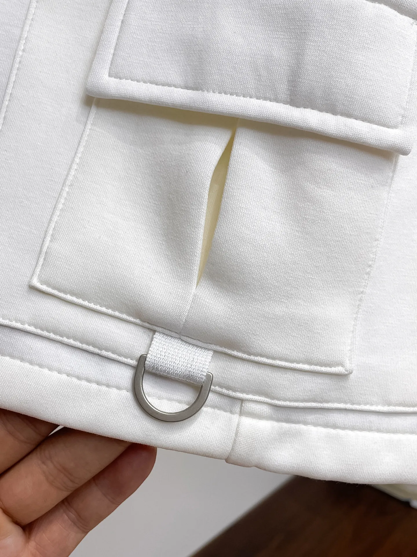 Y 3 Complete three standards 2026 summer New Arrival men's casual shorts, advanced custom-made Breathable fabric Breathable fabric with high elasticity and comfort, impeccable details, top-grade accessories, original logo design concept, delicate and soft feel! The upper body fit is awesome! Size: M-XXXL Please state your height and weight when ordering