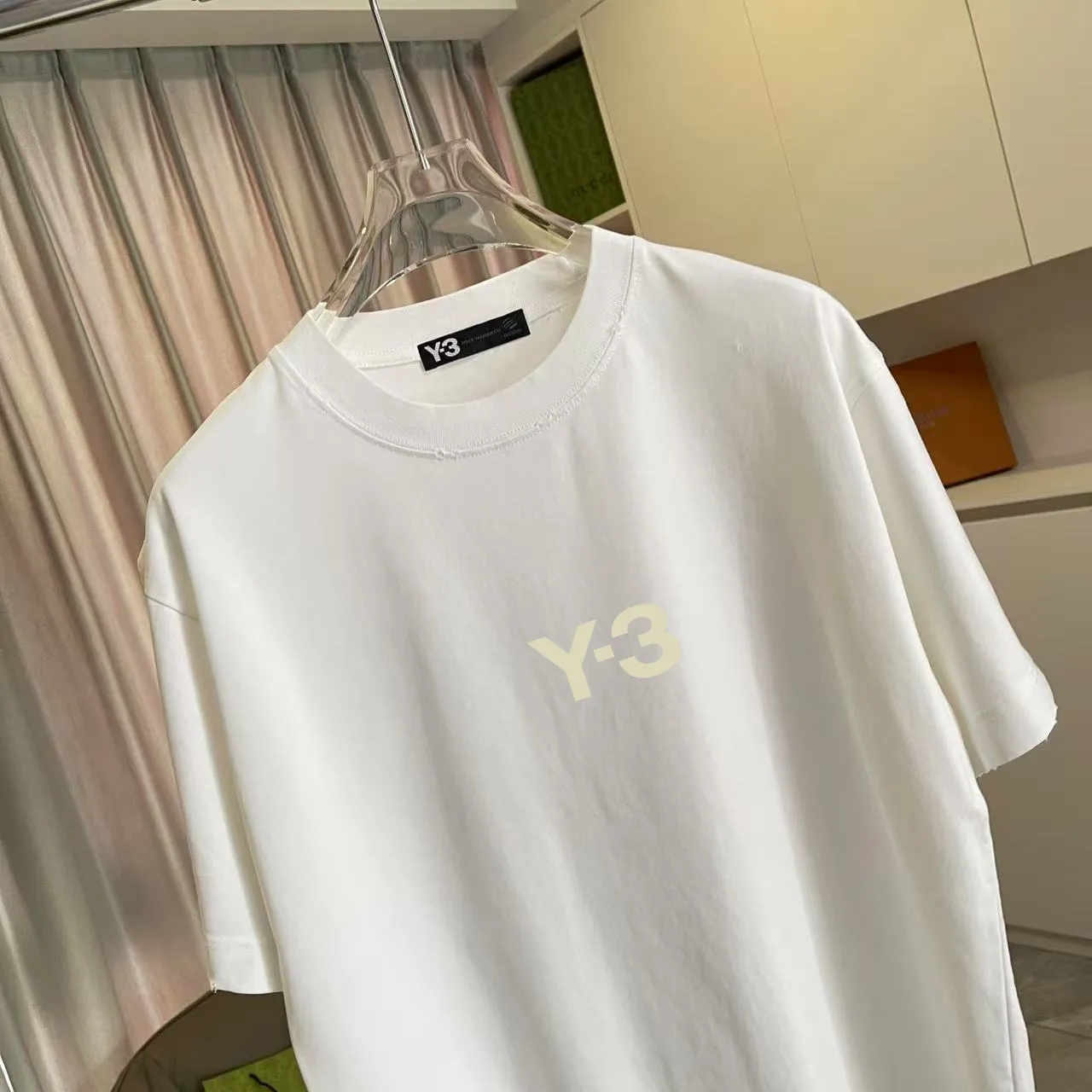 Y-3 2026 Summer New Arrival Washed, distressed, personalized letter logo print, short-sleeved T-shirt, customized fabric g Men and women Same Style Size: S M L XL XXL Five sizes Color: White Brown Purple Gray
