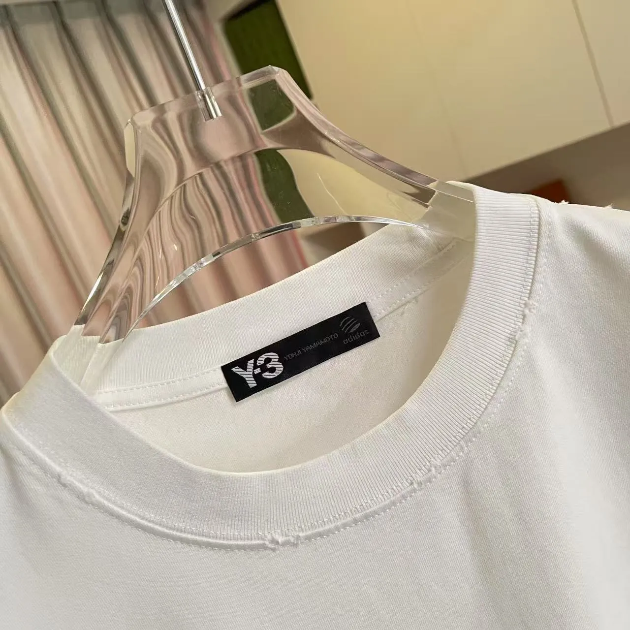 Y-3 2026 Summer New Arrival Washed, distressed, personalized letter logo print, short-sleeved T-shirt, customized fabric g Men and women Same Style Size: S M L XL XXL Five sizes Color: White Brown Purple Gray