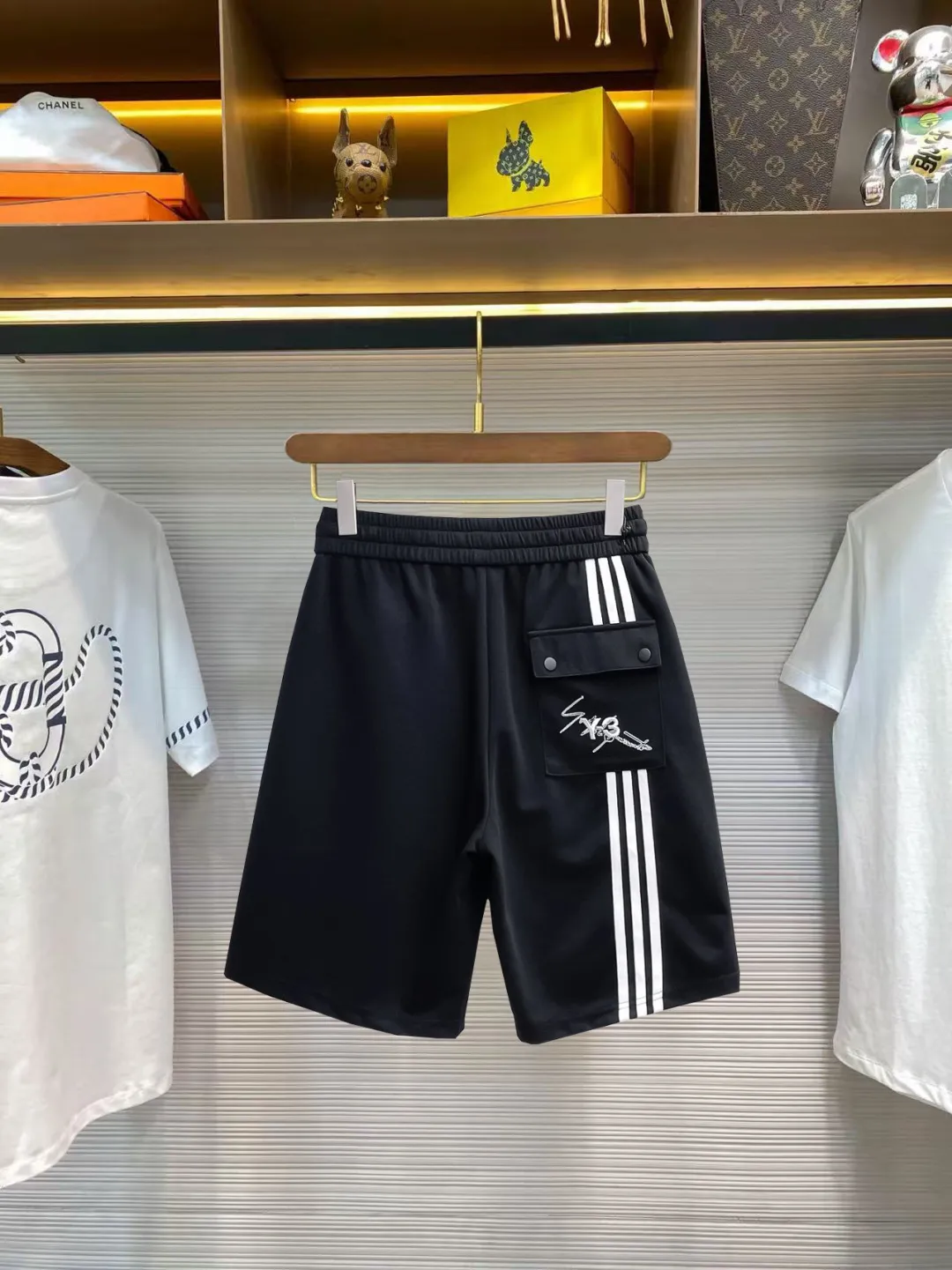 Y 3 Complete three standards 2026 summer New Arrival men's casual shorts, advanced custom-made Breathable fabric Breathable fabric with high elasticity and comfort, impeccable details, top-grade accessories, original logo design concept, delicate and soft feel! The upper body shape is awesome! Size: M-XXXL Please state your height and weight when ordering