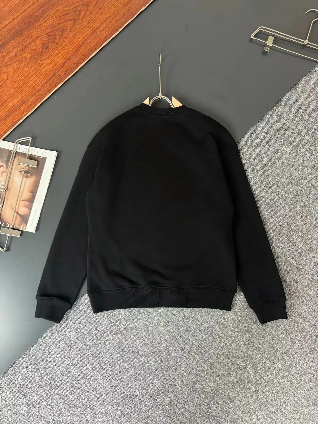 Y-3*Yoji Yamamoto*The most New Arrival round neck fashion long-sleeved sweatshirt in autumn and winter, foam ➕ printing process logo design, pure cotton fabric! Comfortable against the skin, durable and easy to wear, meticulous original craftsmanship, a must-have for casual Versatile Sizes S M L XL XXL