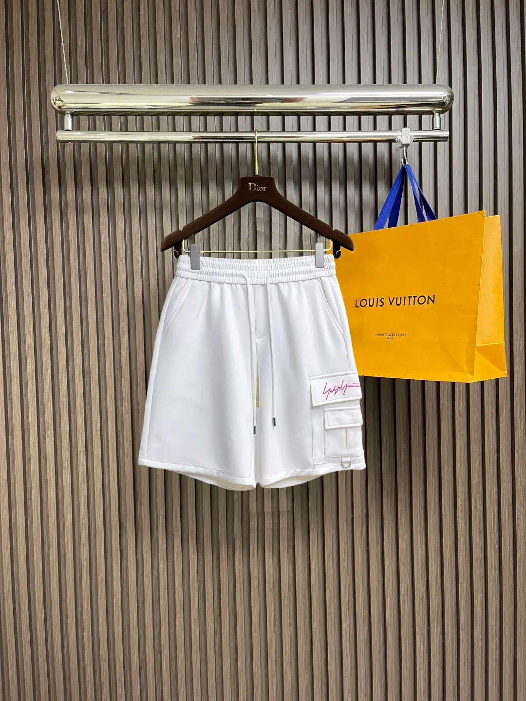 Y 3 Complete three standards 2026 summer New Arrival men's casual shorts, advanced custom-made Breathable fabric Breathable fabric with high elasticity and comfort, impeccable details, top-grade accessories, original logo design concept, delicate and soft feel! The upper body fit is awesome! Size: M-XXXL Please state your height and weight when ordering