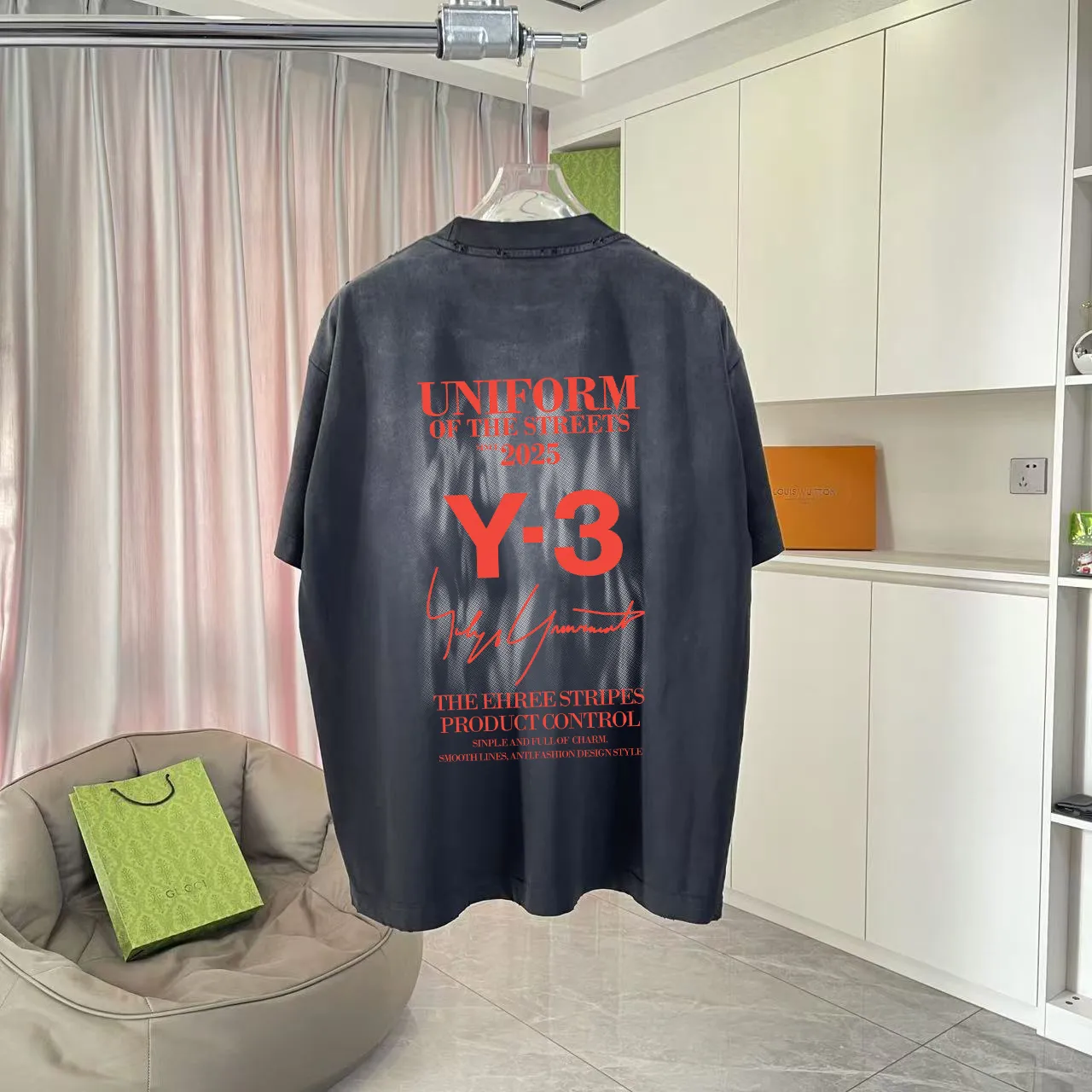 Y-3 2025 Summer New Arrival Washed gradient old and worn Personalized letter logo printing Short-sleeved T-shirt Customized fabric g Men and women Same Style Size: S M L XL XXL Five sizes Color: Black Gray Gradient black Gradient red