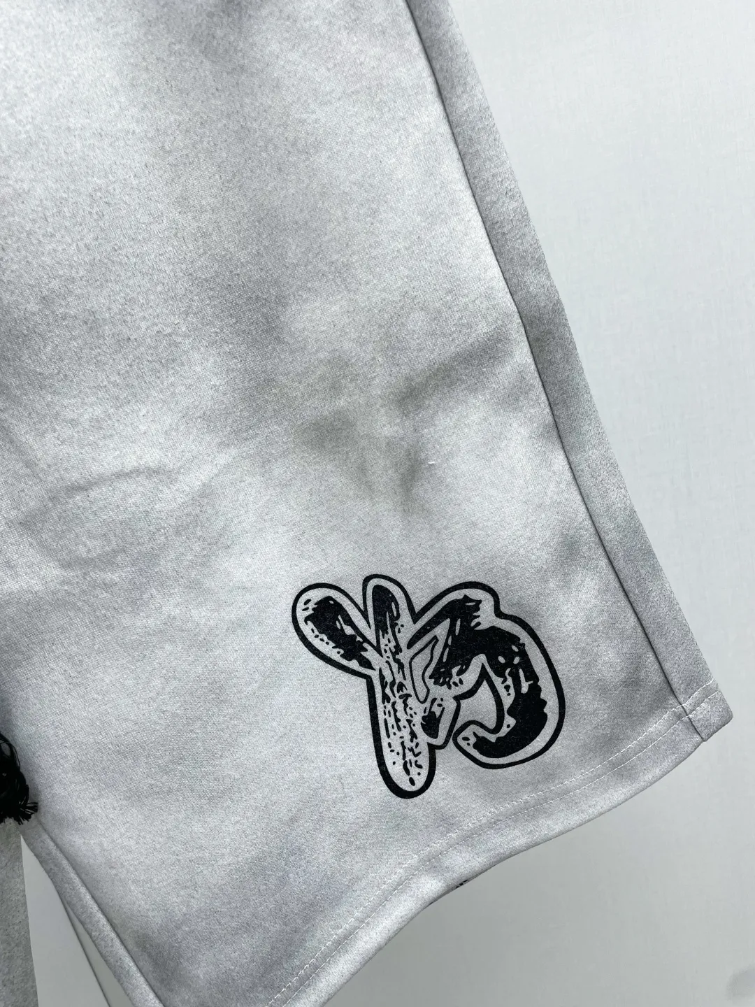 Y 3 Yohji Yamamoto 2026 Summer New Arrival printed letter brand LOGO casual shorts DD are on sale simultaneously on the official website. Brand Classic LOGO casual pants, customized fabrics, excellent comfort and strong touch. Highly recognisable, perfect appearance and craftsmanship. Size:M-3XL
