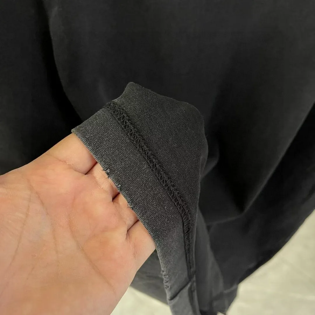 Y-3 2025 Summer New Arrival Washed gradient old and worn Personalized letter logo printing Short-sleeved T-shirt Customized fabric g Men and women Same Style Size: S M L XL XXL Five sizes Color: Black Gray Gradient black Gradient red