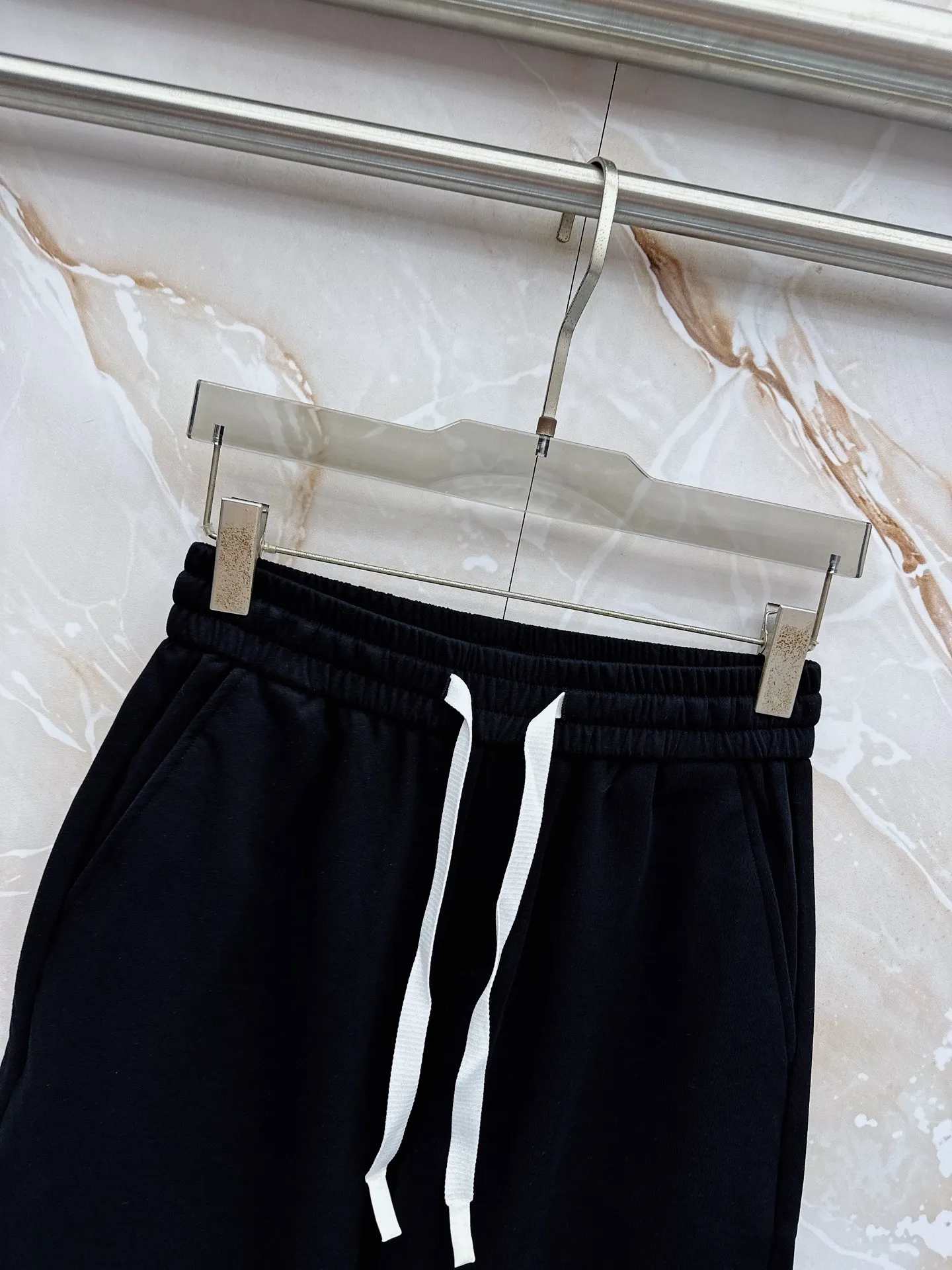 Y 3 2026 Summer New Arrival men's casual shorts, advanced custom-made Breathable fabric, Breathable fabric, extremely stretchy and comfortable, with impeccable details, top-grade accessories, original logo design concept, delicate and soft feel! The upper body fit is awesome! Size：M-XXXL
