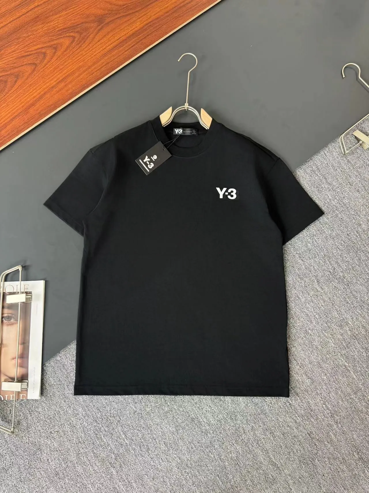 Y-3*Yoji Yamamoto*The most New Arrival round neck fashionable short-sleeved T-shirt in spring and summer, made of heavyweight pure cotton double yarn pure cotton fabric! Comfortable against the skin, durable and easy to wear, three-dimensional silicone letter craft logo design, original factory meticulous craftsmanship, casual Versatile must-have Sizes S M L XL XXL