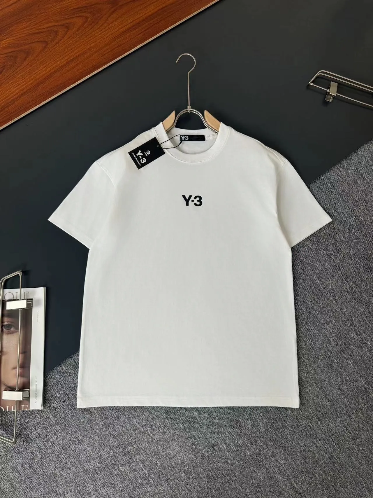 Y-3*Yoji Yamamoto*The most New Arrival round neck fashionable short-sleeved T-shirt in spring and summer, made of heavyweight pure cotton double yarn pure cotton fabric! Comfortable against the skin, durable and easy to wear, three-dimensional silicone letter craft logo design, original factory meticulous craftsmanship, casual Versatile must-have Sizes S M L XL XXL