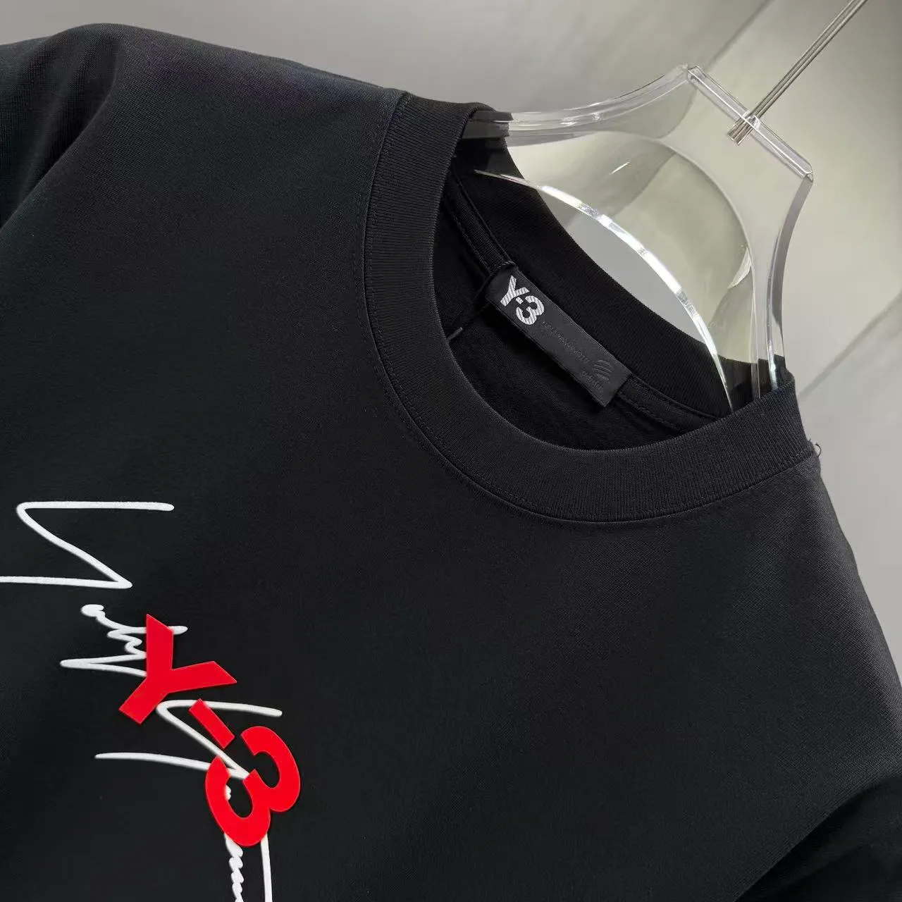 Y 3 Yohji Yamamoto 2026 Spring and Summer New Arrival short-sleeved T-shirt Customized pure cotton letter logo flocking Color: Black White Color Sizes: S M L XL XXL
