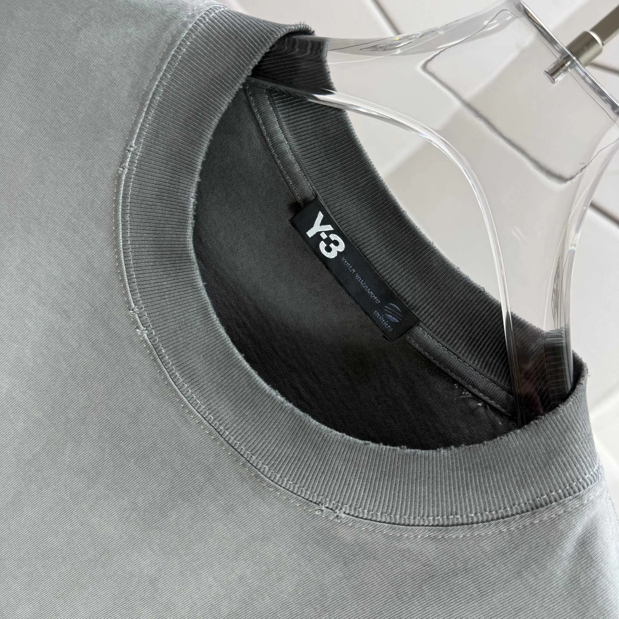 # 95 Y 3*Yamamoto*Yoji 2026 Spring and Summer New Arrival Washed and worn Round neck short-sleeved tee Men's and Women's Same Style Loose version Color: Washed black Washed white Washed gray Brown Size: S M L XL XXL Size: S (90-130 pounds) M (120-150 pounds) L (140-165 pounds) XL (160-180 pounds) XXL (180 pounds)