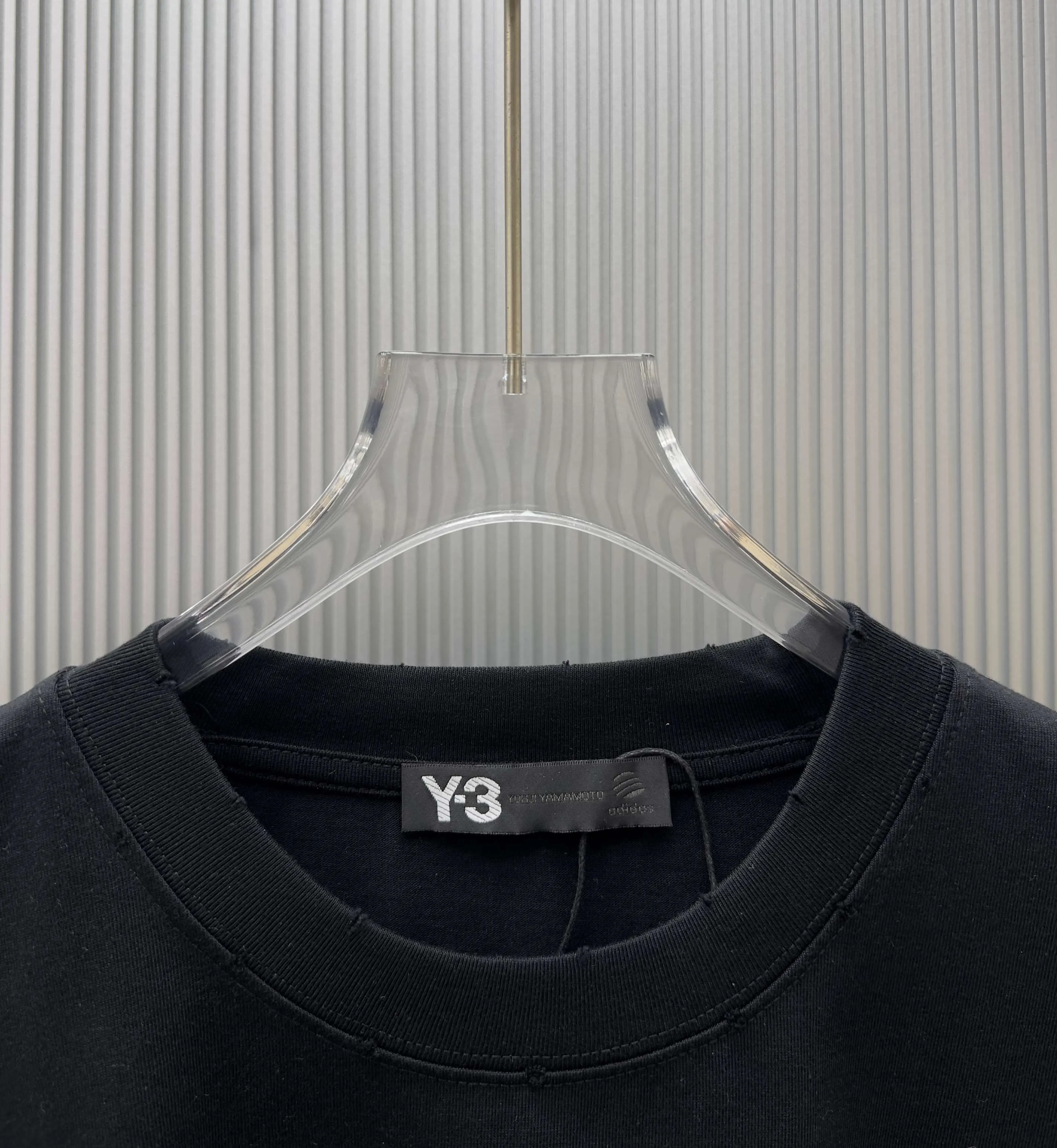 (Strictly control Quality) Style: Yamamoto-Yoji.Y-3 short-sleeved T-shirt Fabric: Weight double yarn 100% cotton Rib: Weight Sorona 1*1 trendy brand Process: Washed and worn printing Color: White Gray Khaki Haze Blue Black Size: M-4XL No gender distinction Men and women Same Style
