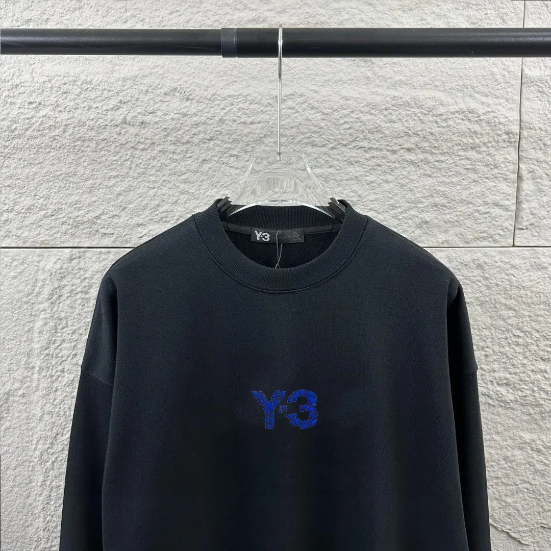 Y 3*Yamamoto*Yoji 2026 Early Autumn and Winter New Arrival Simple flocking technology Customized terry fabric Long-sleeved round neck sweatshirt Men and women Same Style Color: Black White Size: S (90-130 pounds) M (120-150 pounds) L (140-165 pounds) XL (160-180 pounds) XXL (180 pounds)