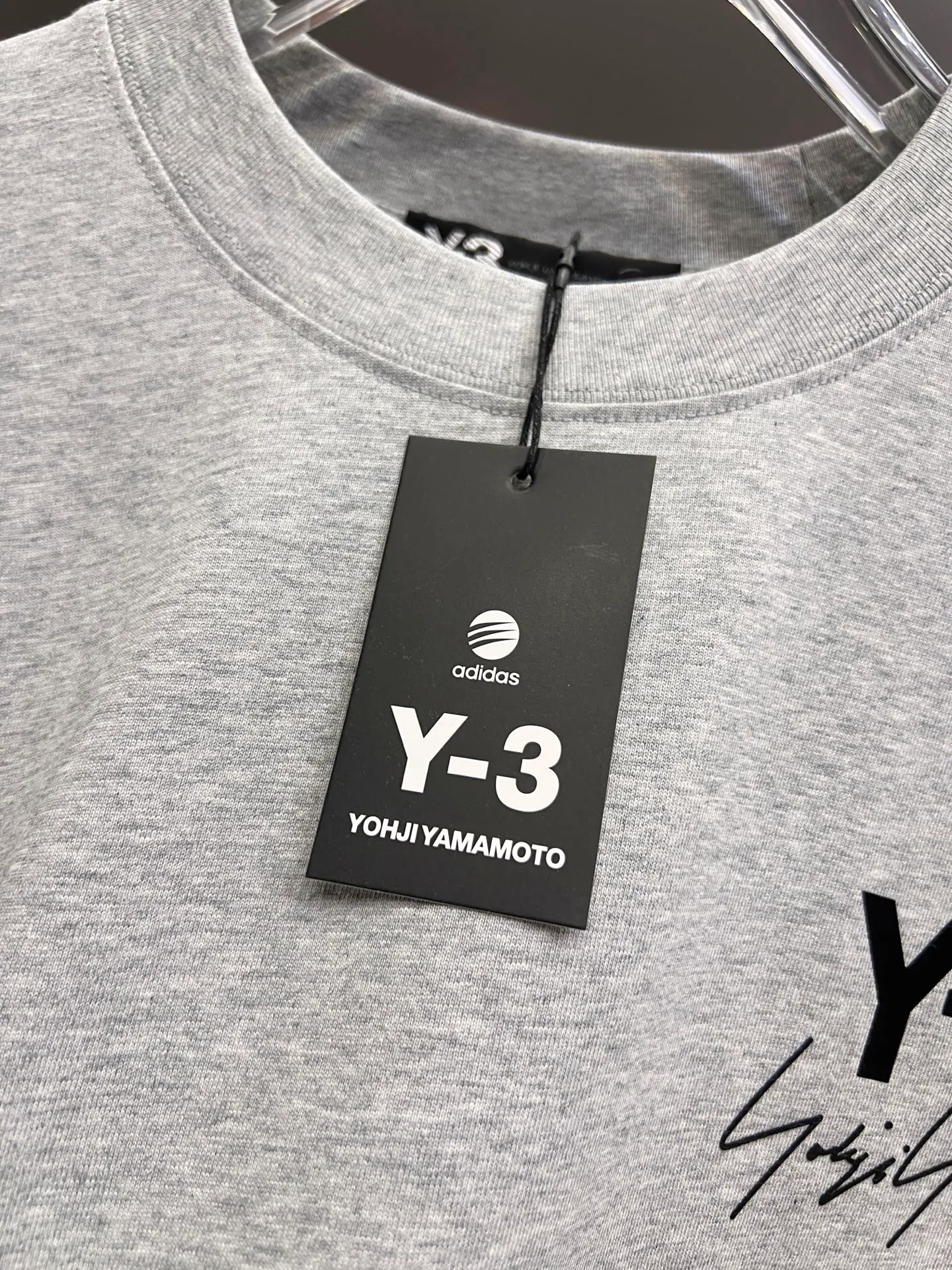 Y 3*Yamamoto*Yoji 2026 Spring and Summer New Arrival Simple signature letter three-dimensional craftsmanship Y-3 Customized double yarn plain cotton fabric Short-sleeved T-shirt Men and women Same Style Loose version Size S M L