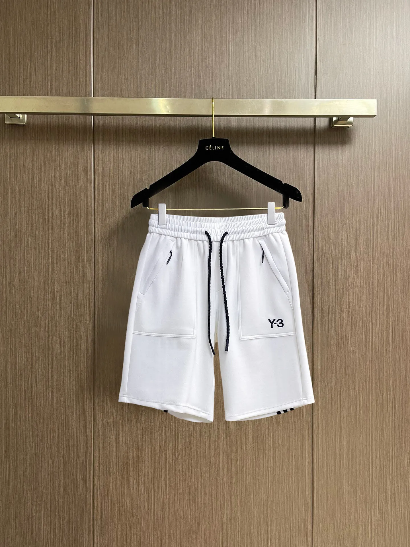 Y 3 Complete three standards 2026 summer New Arrival men's casual shorts, advanced custom-made Breathable fabric Breathable fabric with high elasticity and comfort, impeccable details, top-grade accessories, original logo design concept, delicate and soft feel! The upper body fit is awesome! Size: M-XXXL Please state your height and weight when ordering