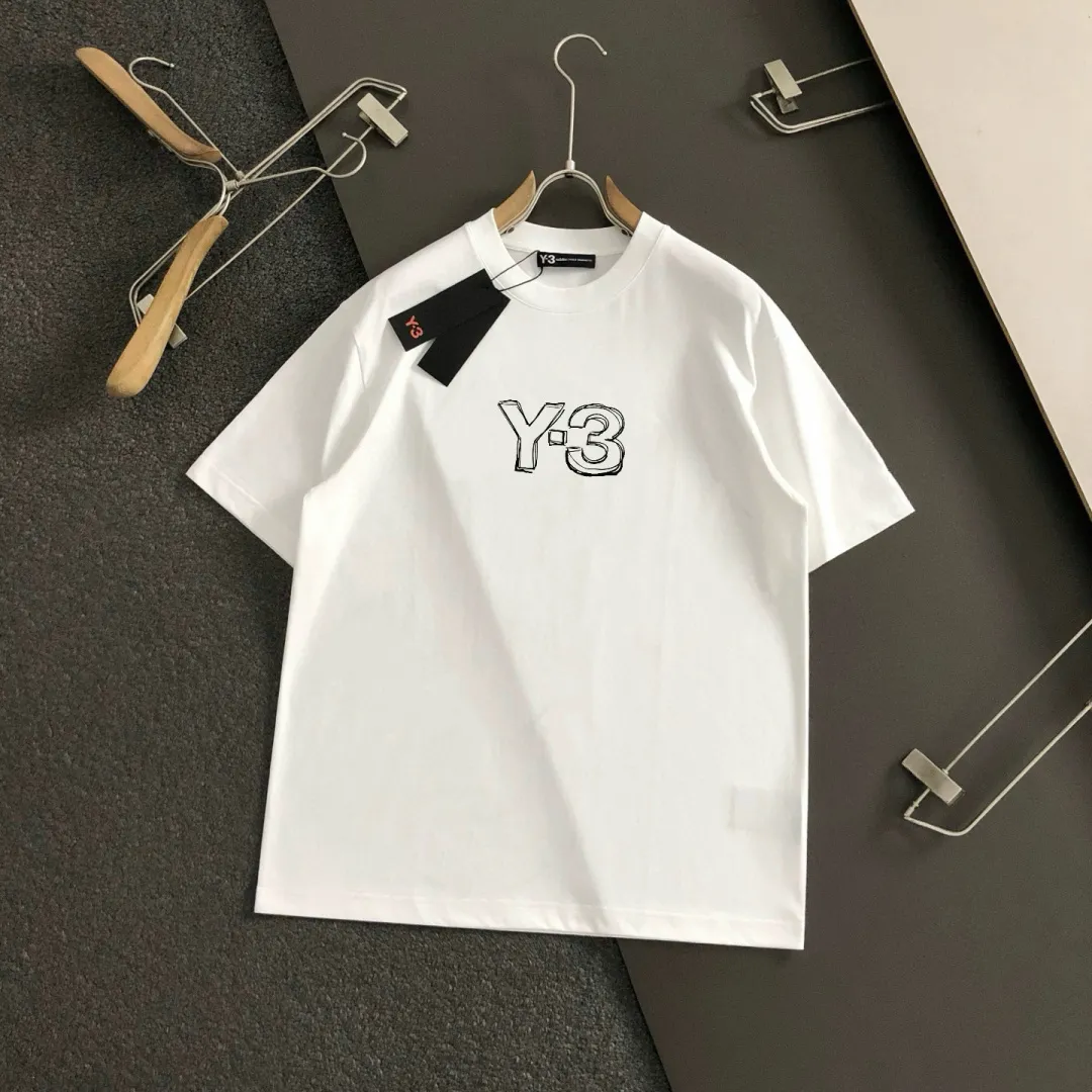 Y 3 2026 spring and summer New Arrival first counter, the latest New Arrival short-sleeved round neck T-shirt Premium customized design, avant-garde and fashionable! Brand logo heavy craftsmanship design Premium custom fabrics. Soft to the touch. Comfortable to wear. Counter-level exquisite stitching. Fine workmanship. The upper body effect is incomparably handsome! A must-have item for a stylish man! 📣Sizes：s-xxl