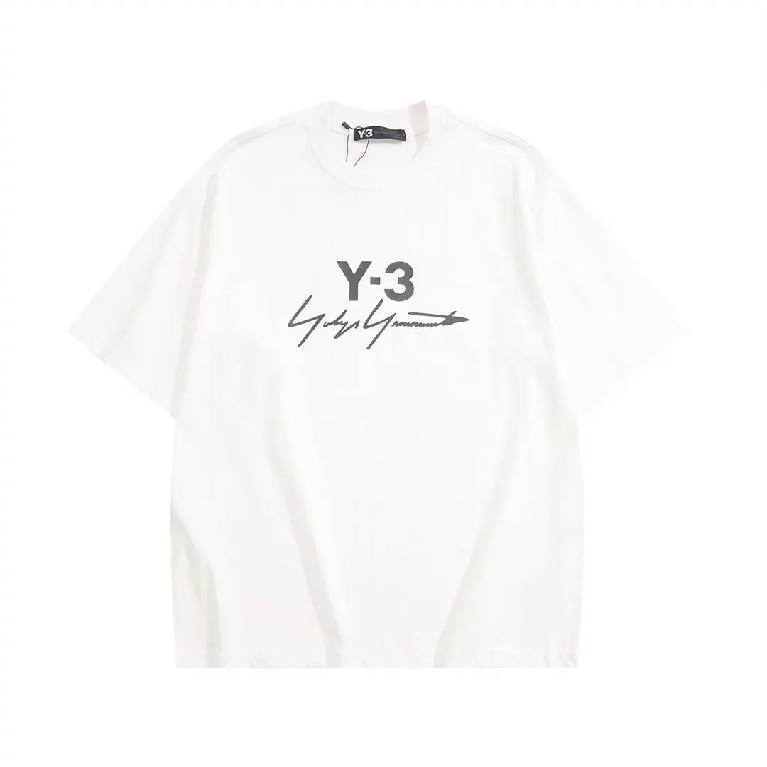 Y 3 is made of imported cotton material. The fabric has a soft touch and is close to the skin and comfortable to wear. The Classic patch-glued Y-3 letter pattern design on the chest is very novel and highly recognizable. Classic cut, not fussy, fashionable, Versatile and easy to wear! Same Style for men and women, color: Black White Size XS-L