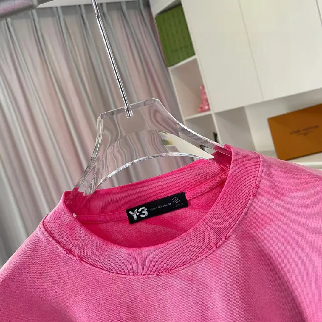 Y-3 2025 Summer New Arrival Washed gradient old and worn Personalized letter logo printing Short-sleeved T-shirt Customized fabric g Men and women Same Style Size: S M L XL XXL Five sizes Color: Black Gray Gradient black Gradient red