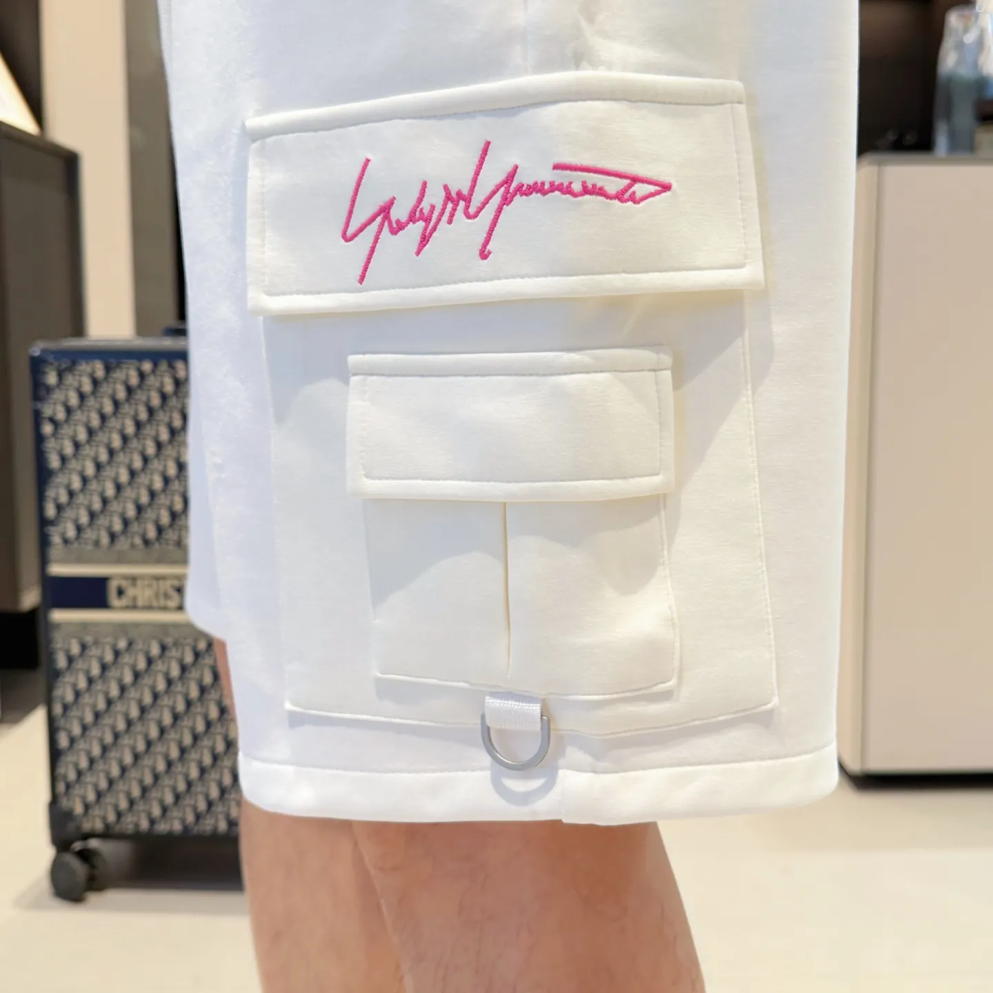 Y 3 Complete three standards 2026 summer New Arrival men's casual shorts, advanced custom-made Breathable fabric Breathable fabric with high elasticity and comfort, impeccable details, top-grade accessories, original logo design concept, delicate and soft feel! The upper body fit is awesome! Size: M-XXXL Please state your height and weight when ordering