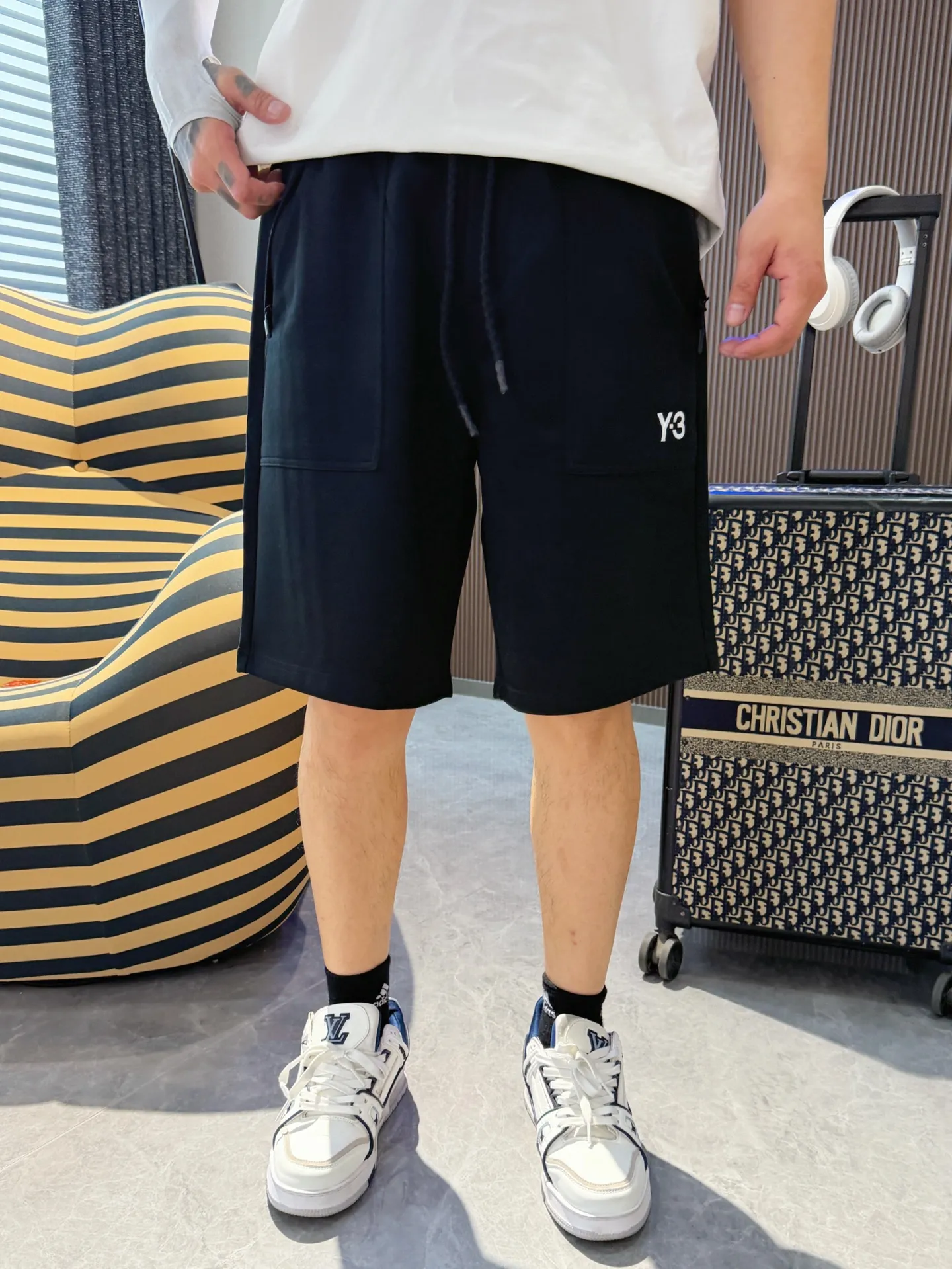 Y 3 Complete three standards 2026 summer New Arrival men's casual shorts, advanced custom-made Breathable fabric Breathable fabric with high elasticity and comfort, impeccable details, top-grade accessories, original logo design concept, delicate and soft feel! The upper body shape is awesome! Size: M-XXXL Please state your height and weight when ordering