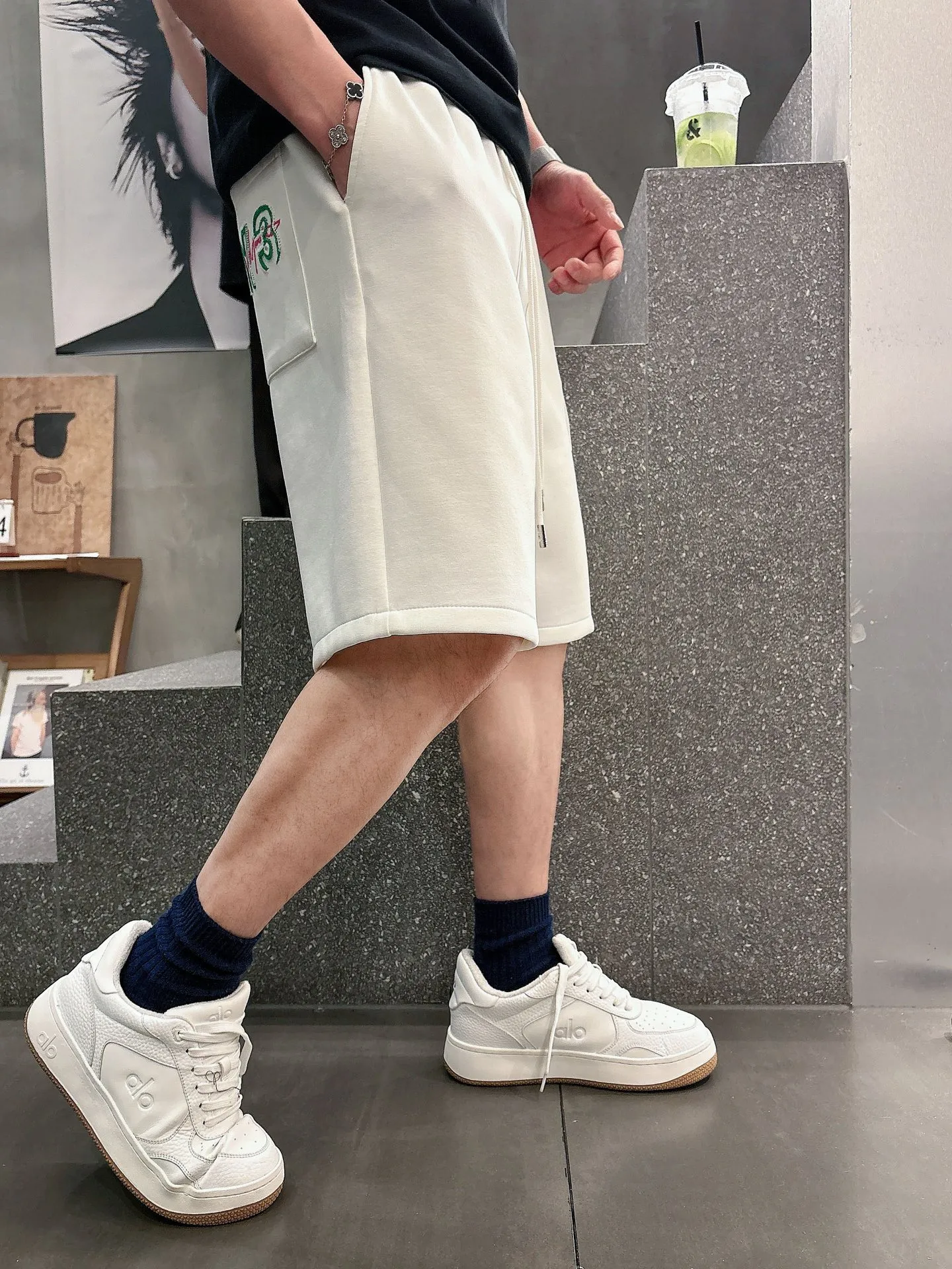 Y 3 Complete three standards 2026 summer New Arrival men's casual shorts, advanced custom-made Breathable fabric Breathable fabric with high elasticity and comfort, impeccable details, top-grade accessories, original logo design concept, delicate and soft feel! The upper body fit is awesome! Size: M-XXXL Please state your height and weight when ordering