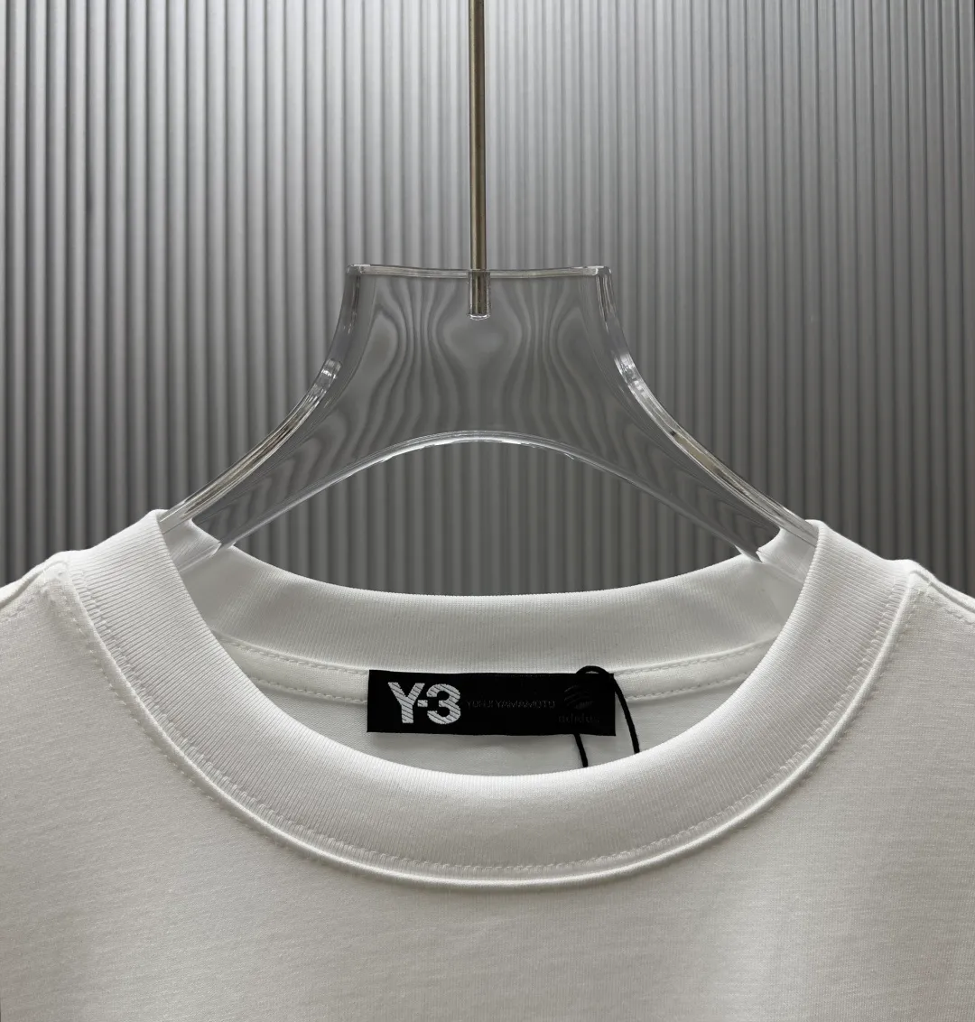 (Strictly control Quality) Style: Yamamoto-Yoji.Y-3 short-sleeved T-shirt Fabric: Double weight yarn 100% cotton Rib: Weight Sorona 1*1 trendy brand Process: Printing Color: White Night Blue Blue Cool Blue Floral Gray Black Size: M—4XL No gender distinction Men and women Same Style