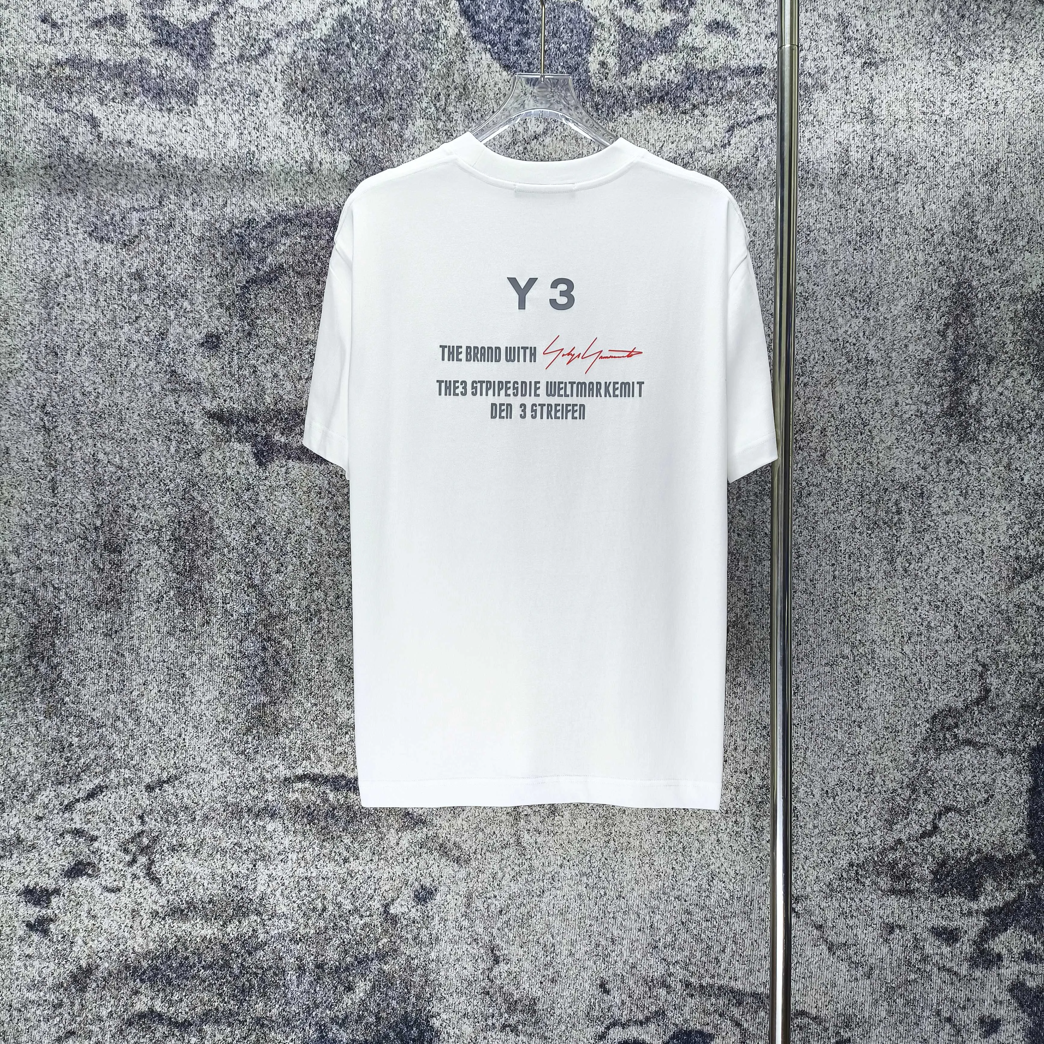 Y 3 Yohji Yamamoto 2026New Arrival Three-dimensional thick rubber logo short-sleeved T-shirt Loose fit for men and women Same Style Size S M L XL XXL Black White Gray