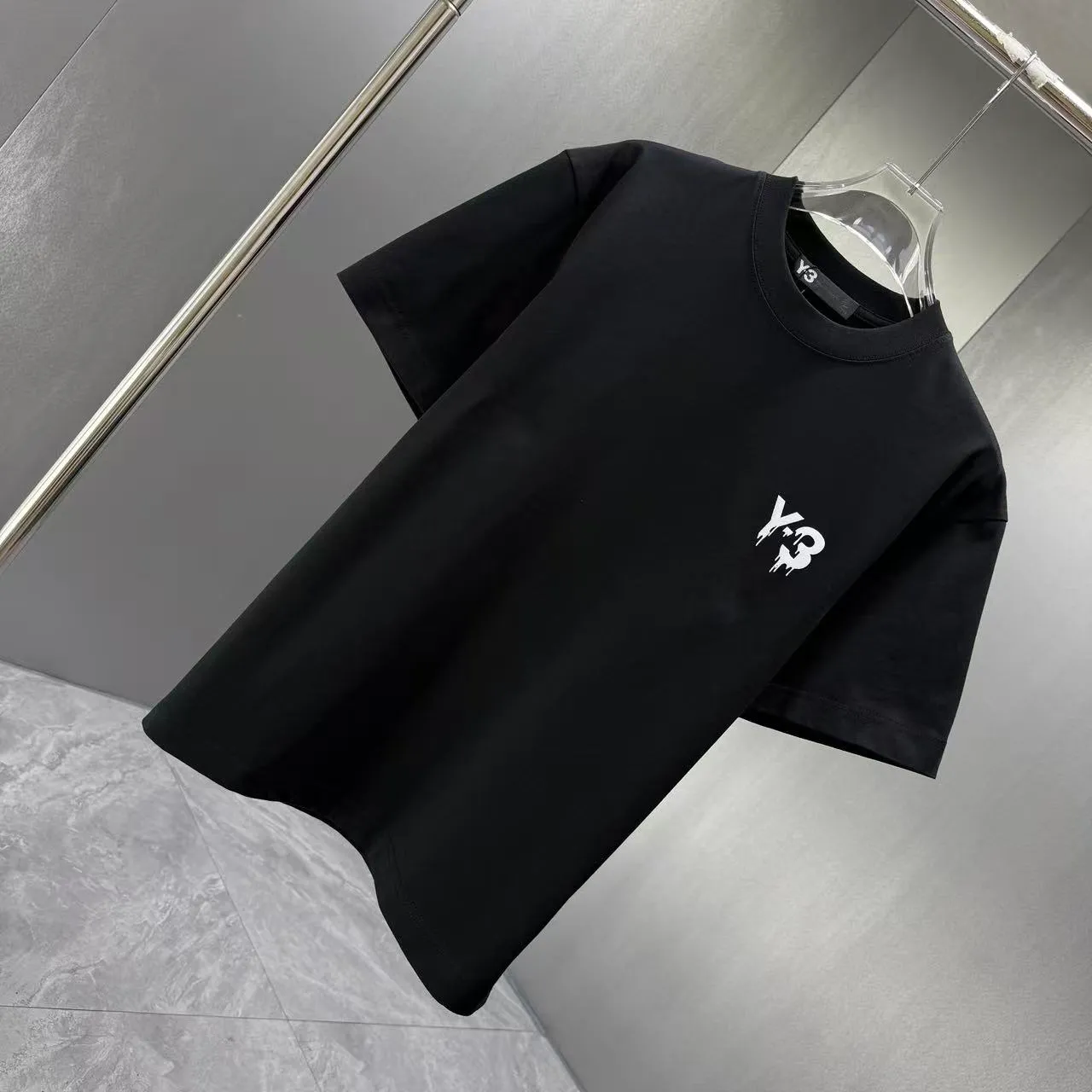 Y 3 Yohji Yamamoto 2026 Spring and Summer New Arrival short-sleeved T-shirt Customized pure cotton letter logo flocking Color: Black White Color Sizes: S M L XL XXL