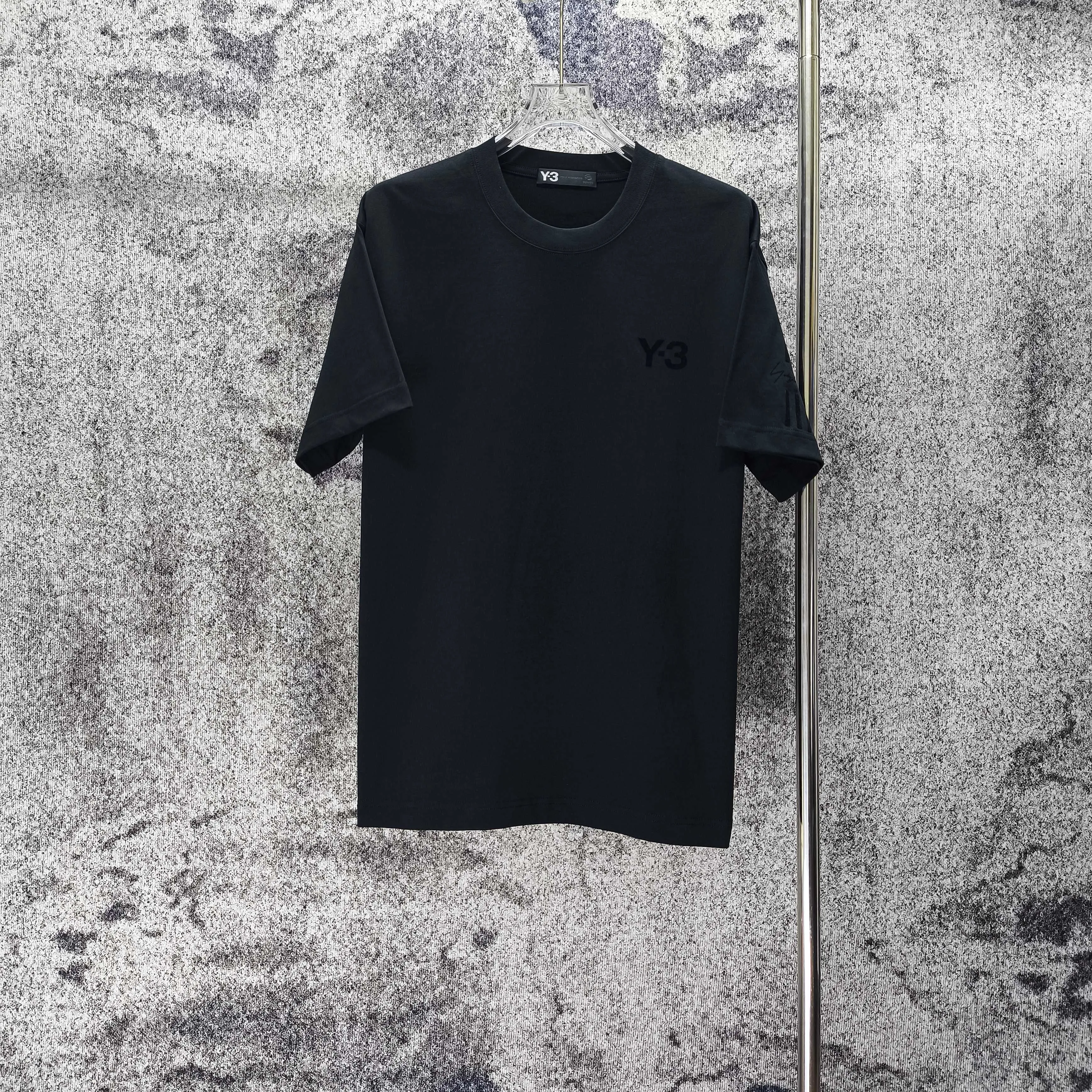 Y 3 Yohji Yamamoto 2026 Spring and Summer New Arrival flocked logo short-sleeved T-shirt loose fit for men and women Same Style Size S M L XL XXL Black White Gray