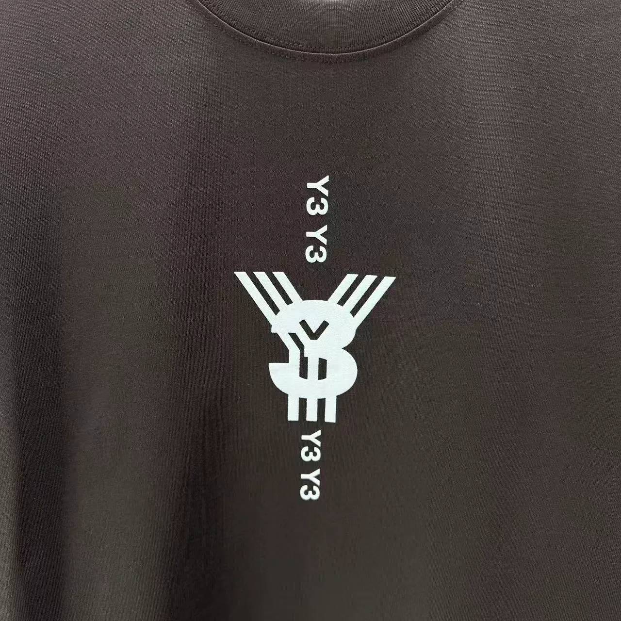 Y 3 Yohji Yamamoto 2026 Spring and Summer New Arrival short-sleeved T-shirt Customized pure cotton letter logo flocked patch Color: Black White Color Sizes: S M L XL XXL