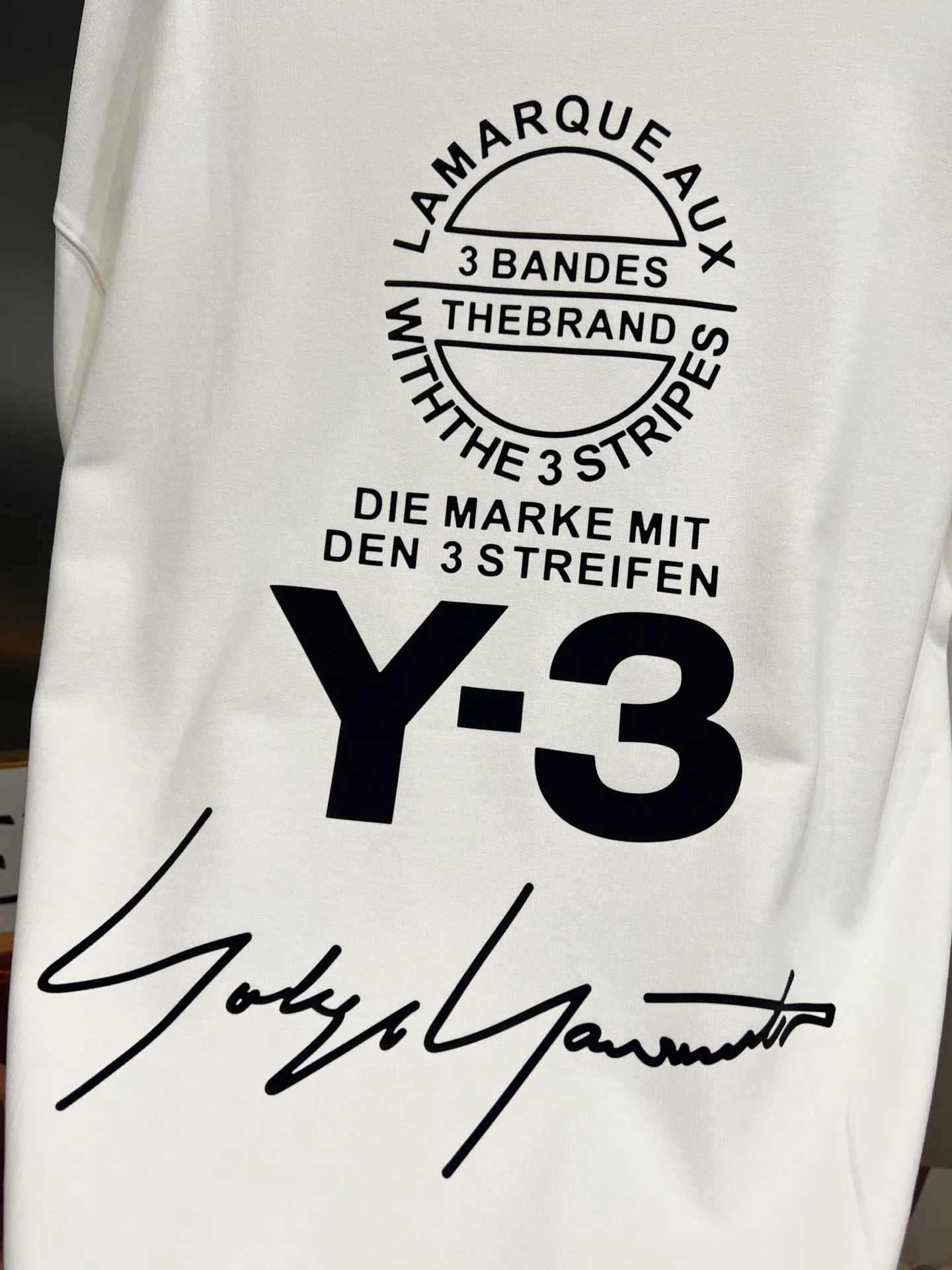 Y 3*Yamamoto*Yoji 2026 Autumn and Winter New Arrival round neck long-sleeved sweatshirt, simple signature letter three-dimensional flocking three-dimensional technology Y-3 customized double yarn plain cotton fabric Premium version! Same Style for Men and Women Loose Version Size S M L XL XXL Five Sizes Black White