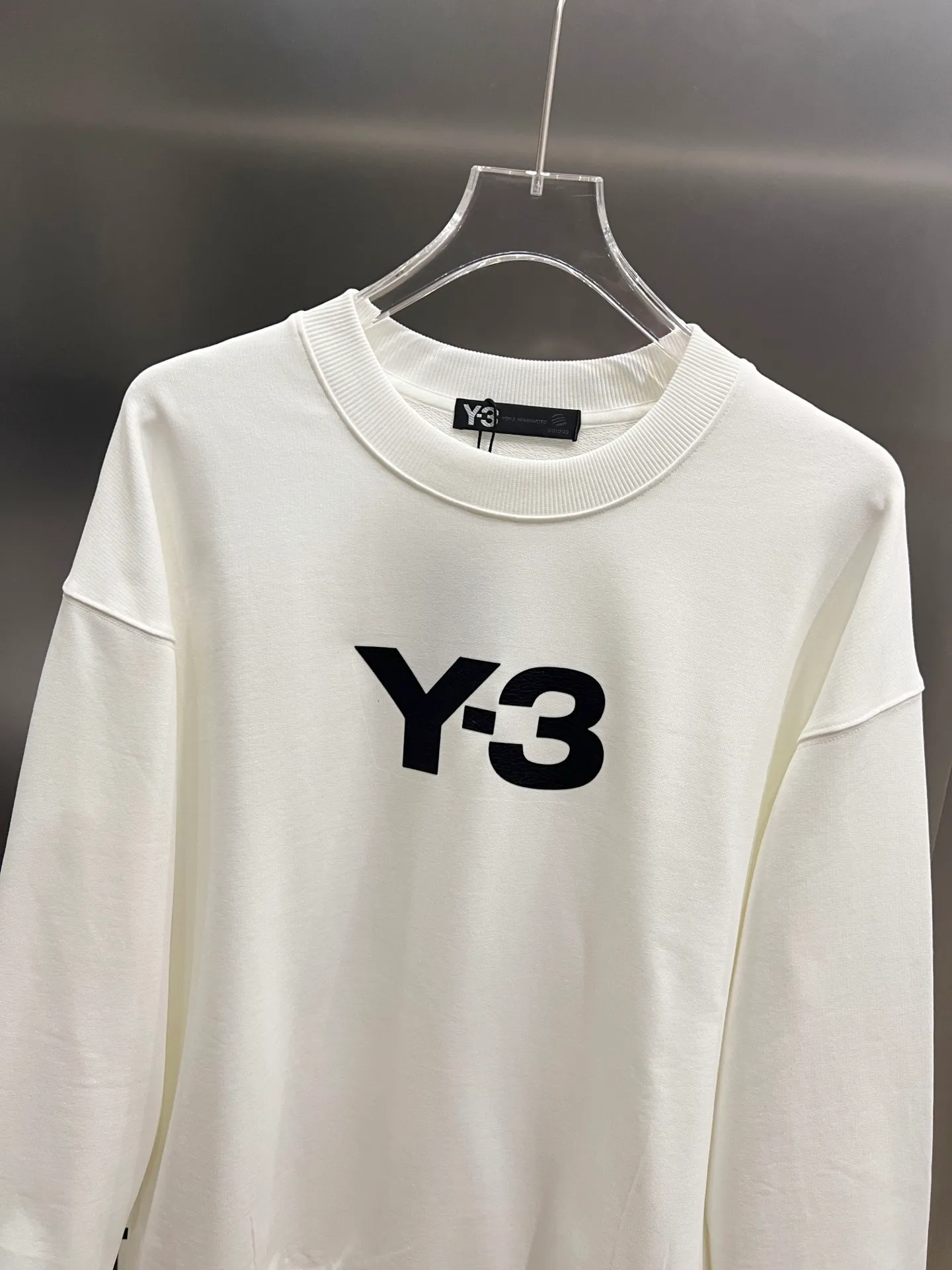 Y 3*Yamamoto*Yoji 2026 Autumn and Winter New Arrival round neck long-sleeved sweatshirt, simple signature letter three-dimensional flocking three-dimensional technology Y-3 customized double yarn plain cotton fabric Premium version! Same Style for Men and Women Loose Version Size S M L XL XXL Five Sizes Black White