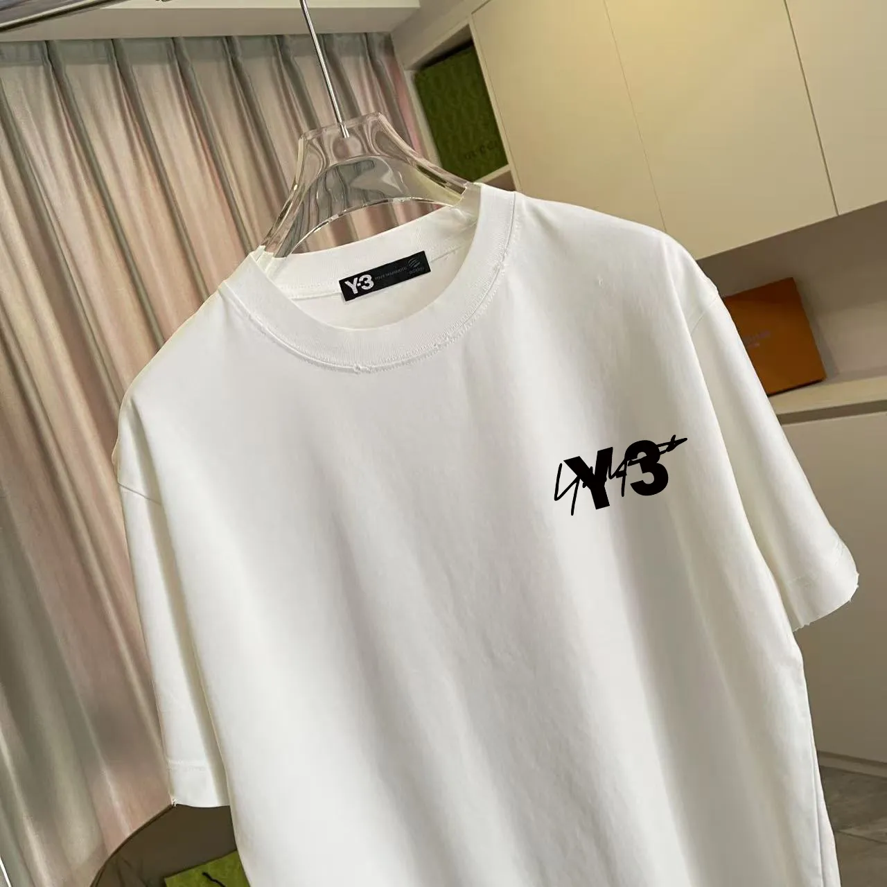 Y-3 2026 Summer New Arrival Washed, distressed, personalized letter logo print, short-sleeved T-shirt, customized fabric g Men and women Same Style Size: S M L XL XXL Five sizes Color: White Brown Purple Gray