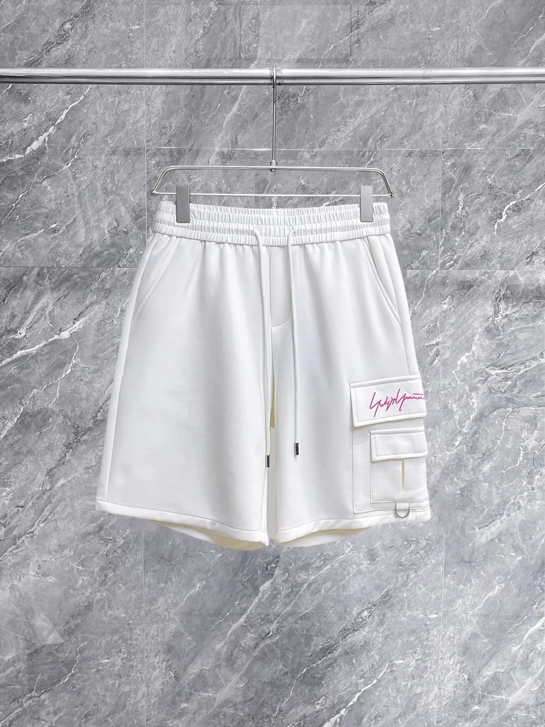 Y 3 Complete three standards 2026 summer New Arrival men's casual shorts, advanced custom-made Breathable fabric Breathable fabric with high elasticity and comfort, impeccable details, top-grade accessories, original logo design concept, delicate and soft feel! The upper body shape is awesome! Size: M-XXXL Please state your height and weight when ordering
