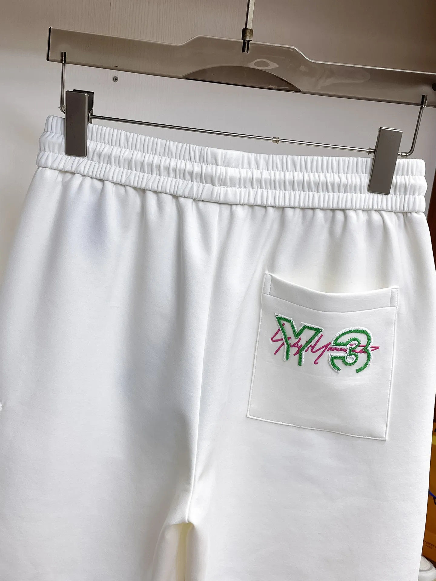 Y 3 Complete three standards 2026 summer New Arrival men's casual shorts, advanced custom-made Breathable fabric Breathable fabric with high elasticity and comfort, impeccable details, top-grade accessories, original logo design concept, delicate and soft feel! The upper body shape is awesome! Size: M-XXXL Please state your height and weight when ordering