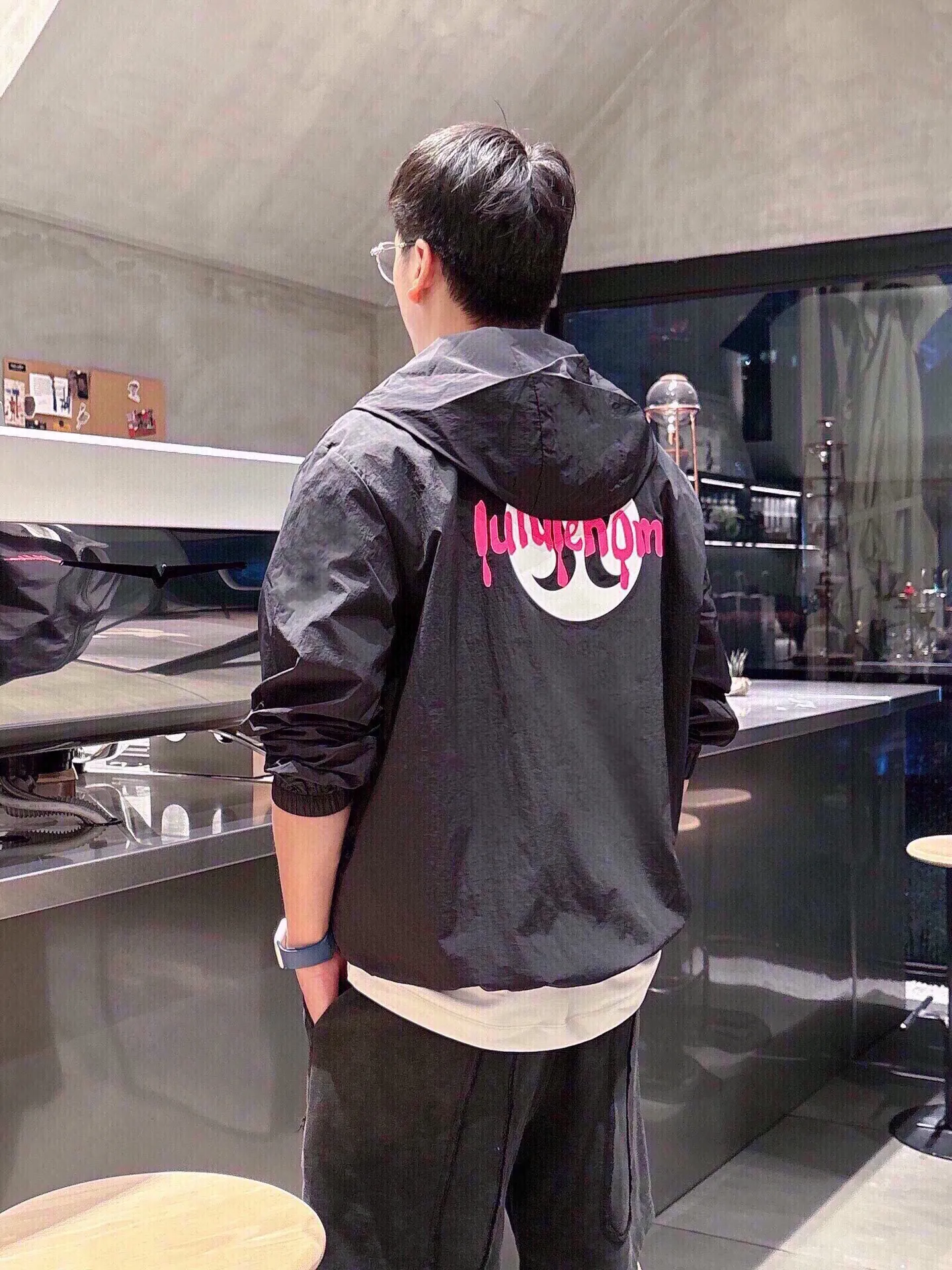 New Arrival ， ，Versatile ！ Breathable ， ， ， 。 ， ， ， ， 。Wear-Resistant ， 。 ， ， 。🐘 Sizes:M-3XL :Black White Blue Sizes:8113
