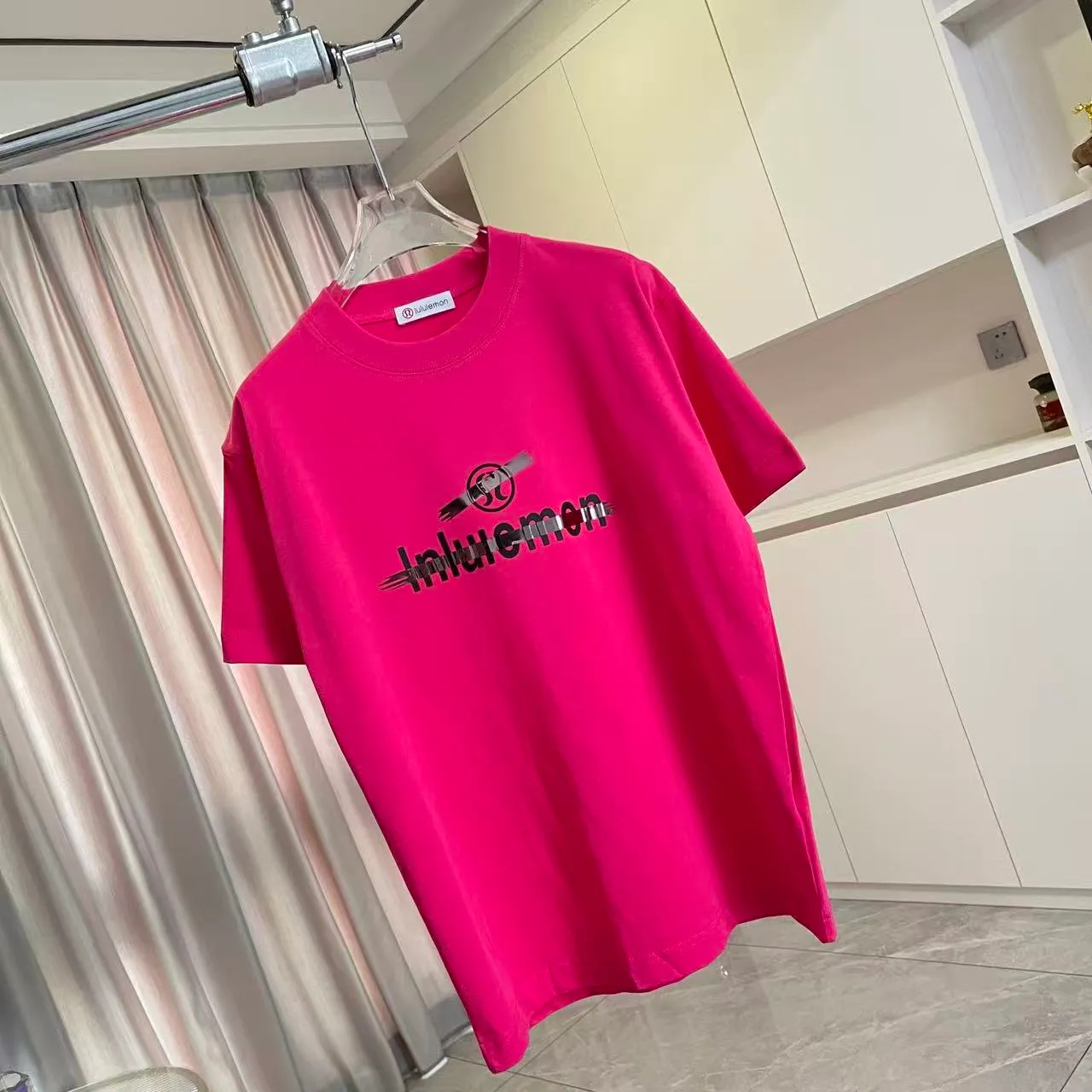lulu* 2026 New Arrival logo g t Same Style Size：S M L XL XXL ：Black White Red Green