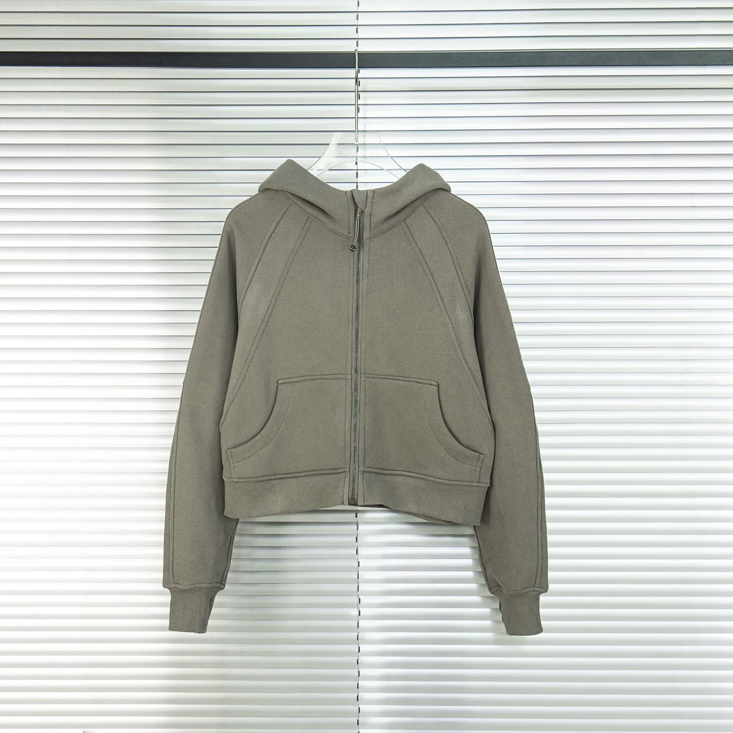 （ ）Lululemon Scuba ​​ 🌟Lululemon Scuba Series ， Green Versatile， ， ！ + ， ， ， 、 、 OK 。Scuba Series ， ， ， get ， ！ ：A 162# Size：XS S M