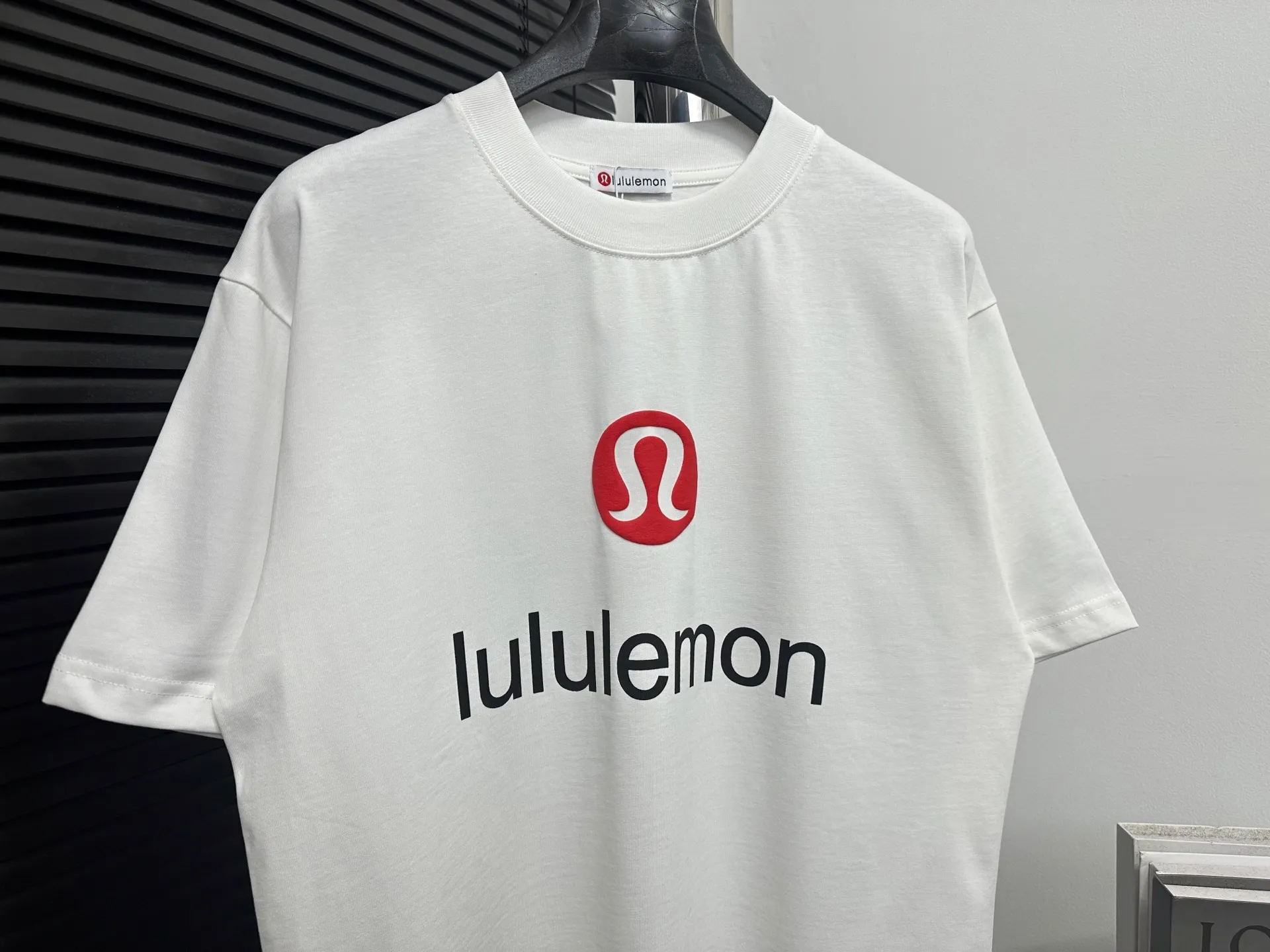 【Lululemon】 25ss t g 26 ， Same Style， 。os Same Style ：Black，White Size：XS-L
