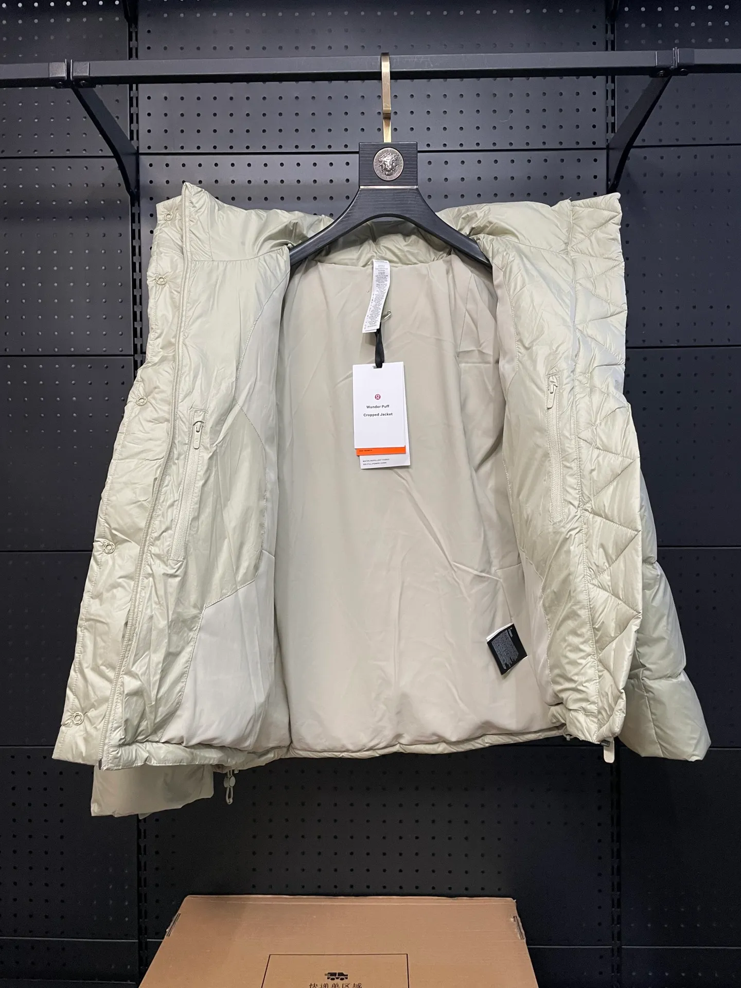 Light Green Lululemon LW 4BTOS #lululemon ： ； ， ， ， + ： Soft Matte TM ， ， ， 90% ， ， ， Logo ， ， ， ， ， Quality ， ， ， ， Versatile， Size:4-6-8-10 :White Light Green Black