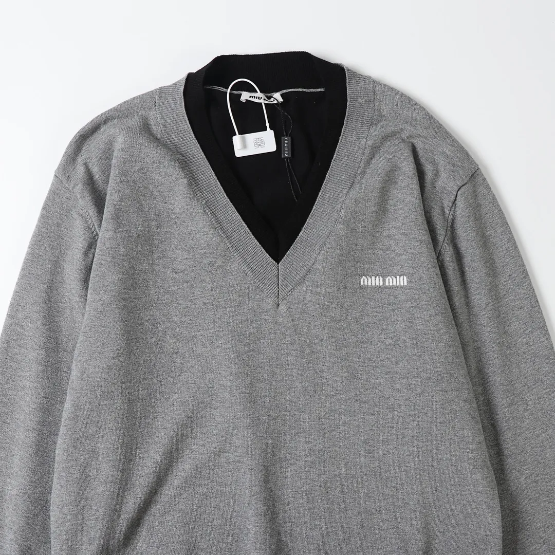 Miu Miu/ V ， ， ， ins ！ ， ！ ， ， ， ， ， ， ， ， ， ， ， ， ， OK ~Versatile V Versatile OK ， ， Size：XS S M L