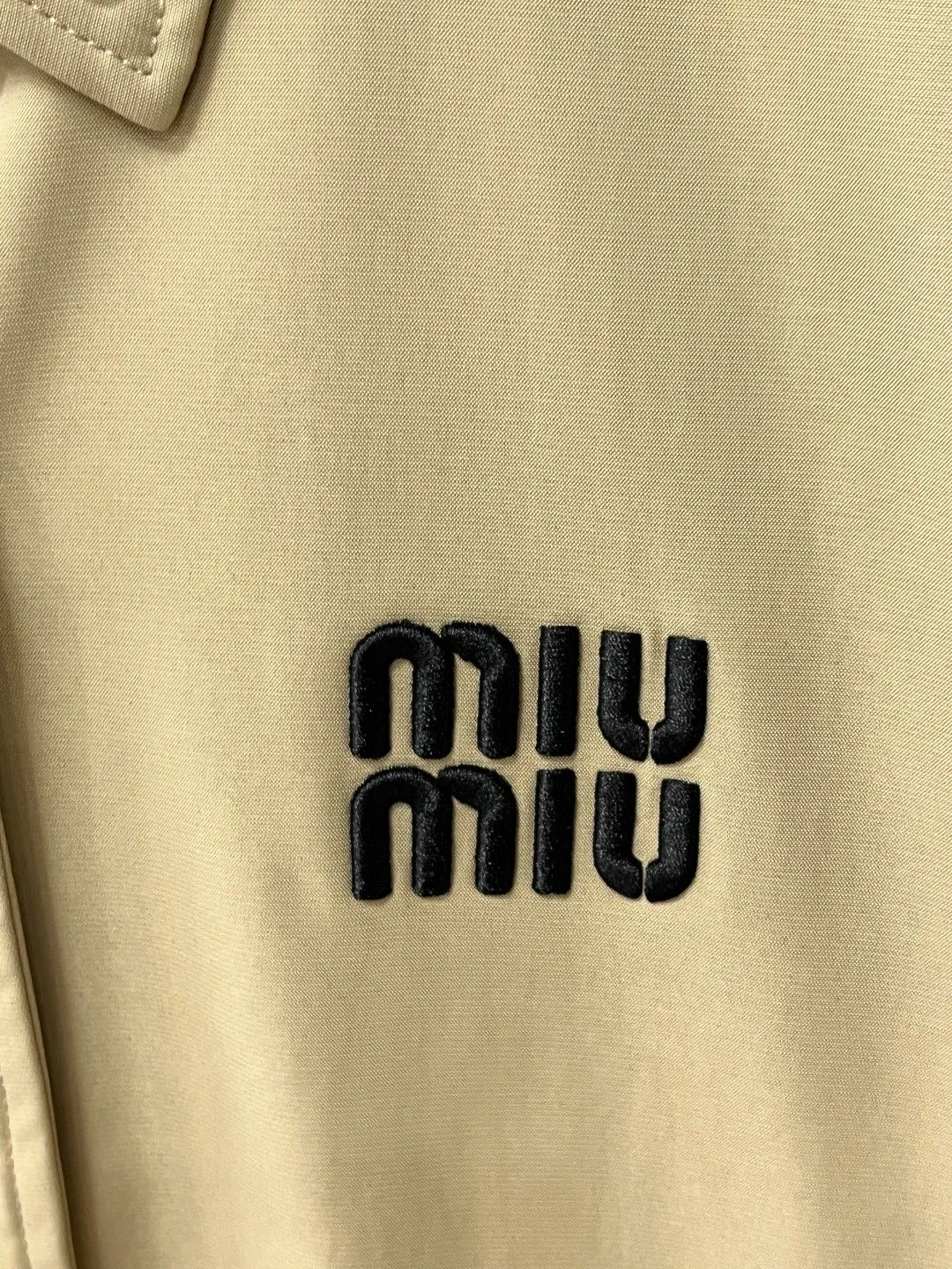 Miu Miu Khaki Miu Miu Classic 1： Miu Miu 2: 3: 4: Size：M-3XL