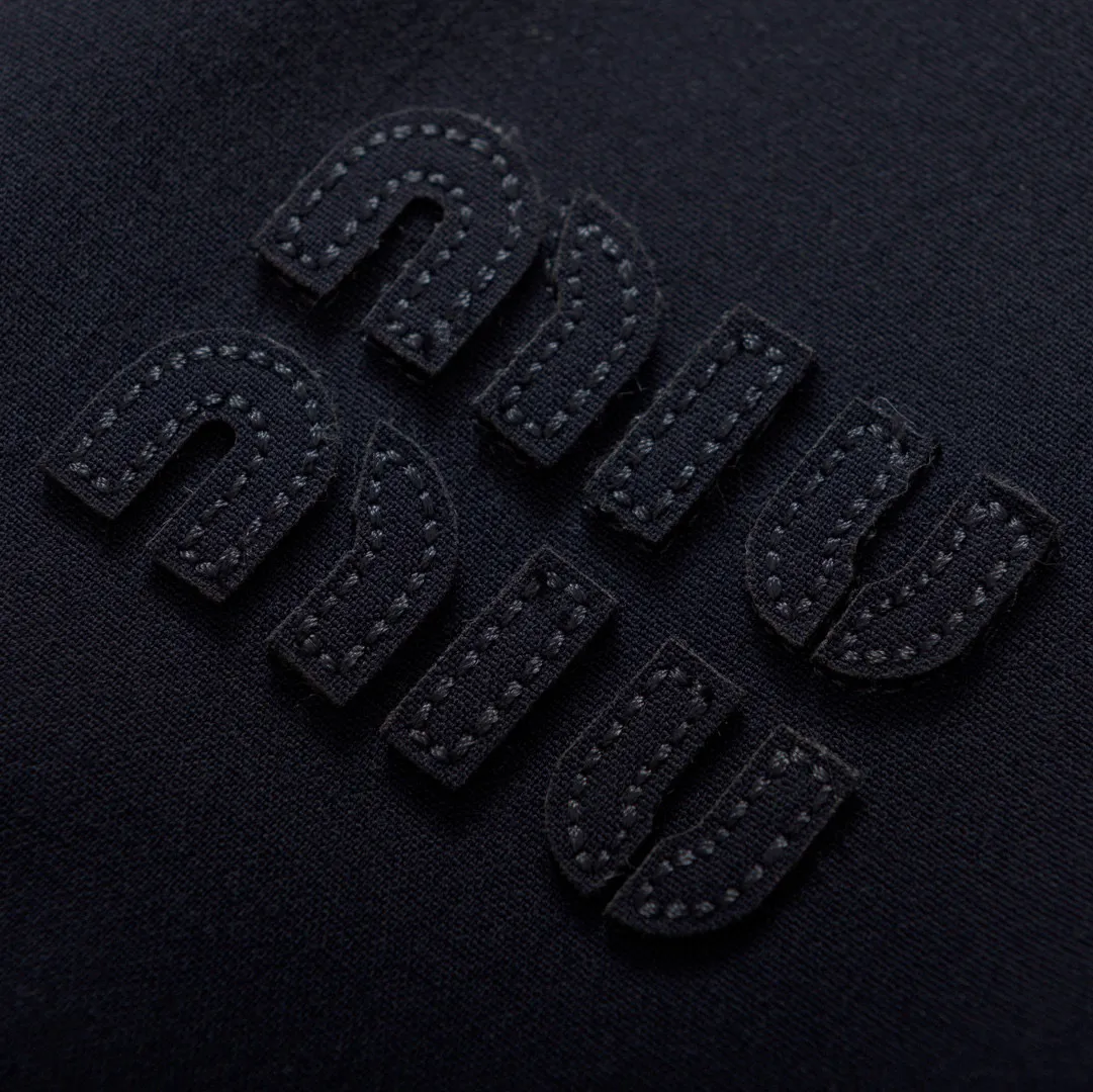 Miu Miu 24SS ， ， 。 ， ， ， ， Navy Blue ， 。 ，MIUMIU ， 。 Quality ， 。 ， Quality 。 Size:S/M/L/XL